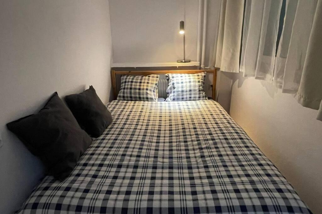 One-Bedroom Apartment - Photo 27