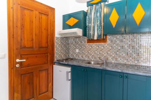 Studio (4 Adults) - Photo 2