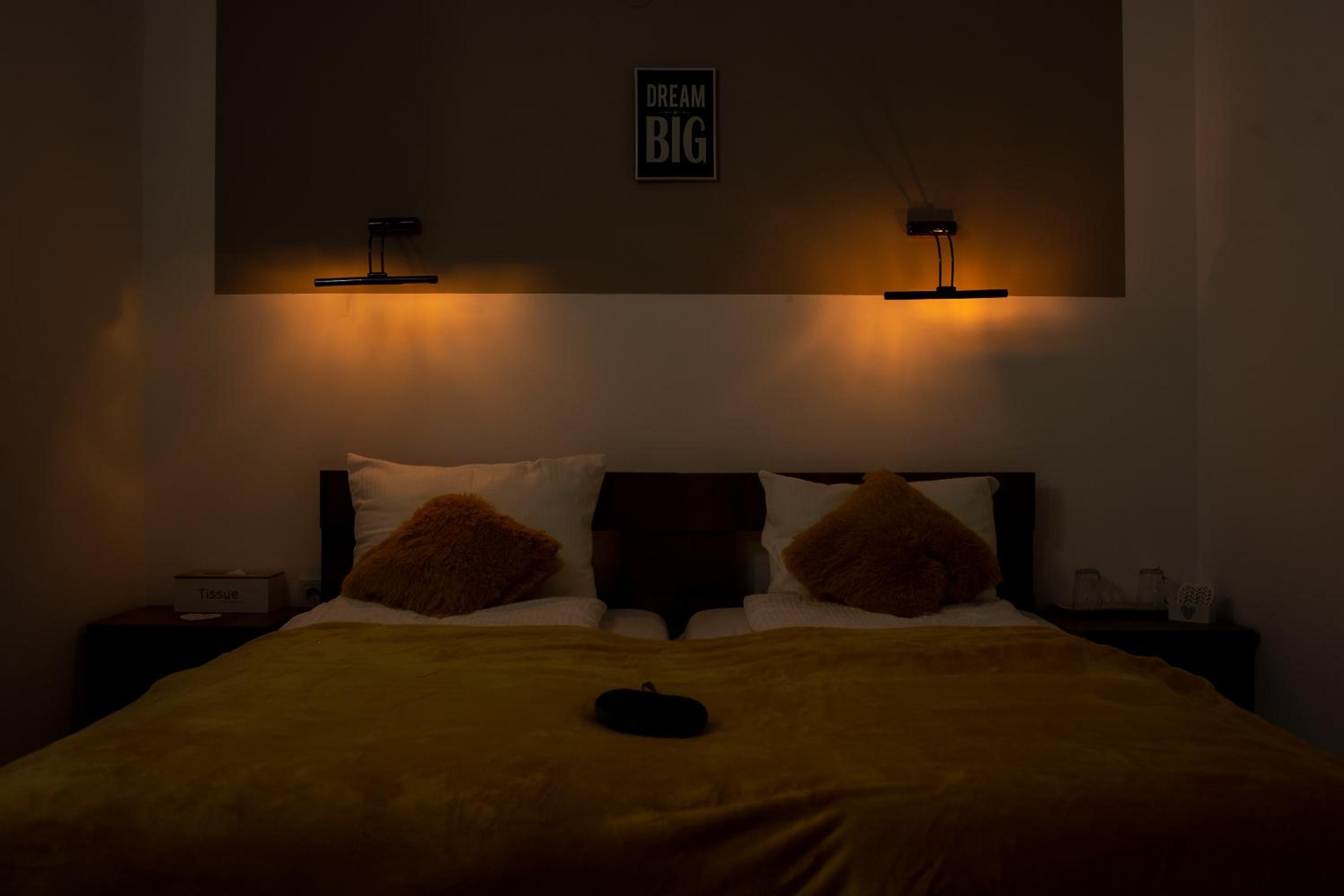 Bungalow (2 Adults) - Photo 2