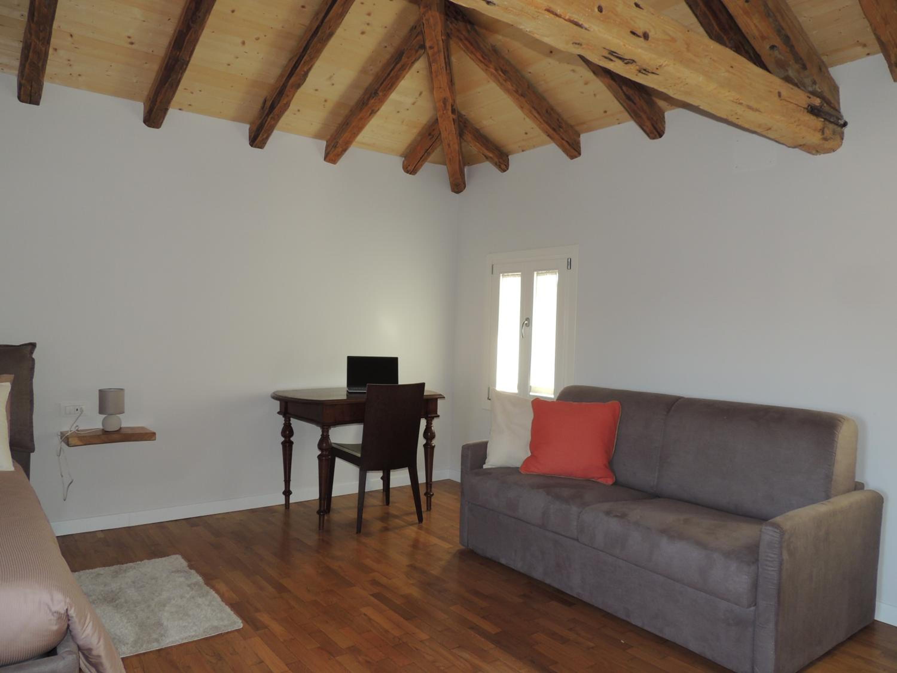 Deluxe Double Room - Photo 4