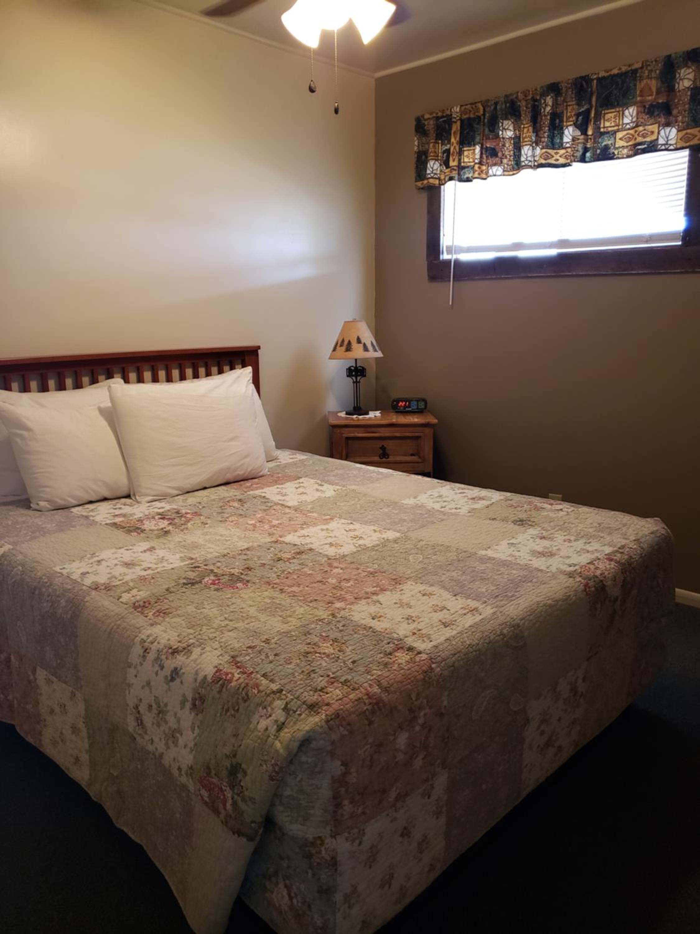 Lower One Bedroom Suite photo 1