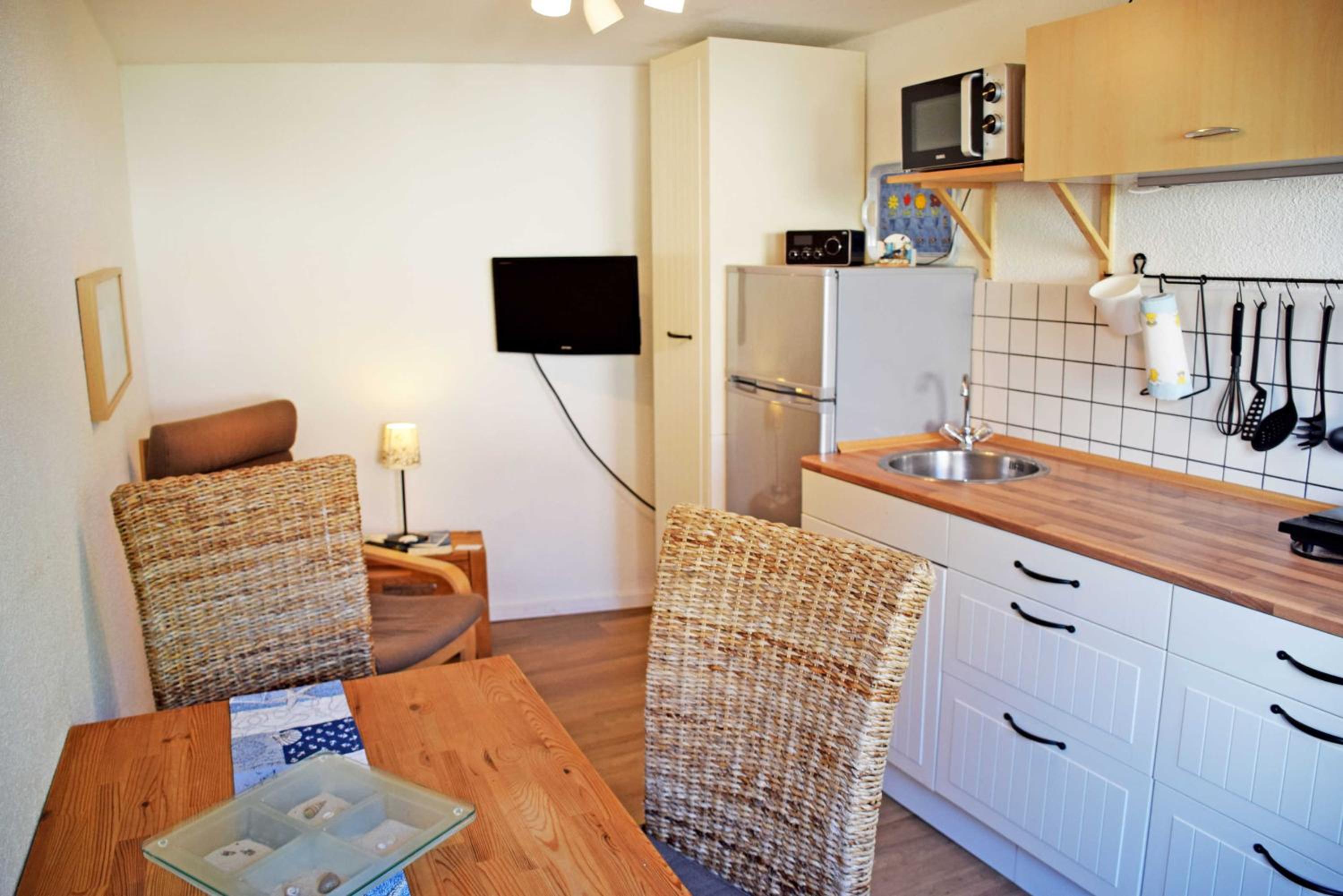 Apartment with Terrace photo 3