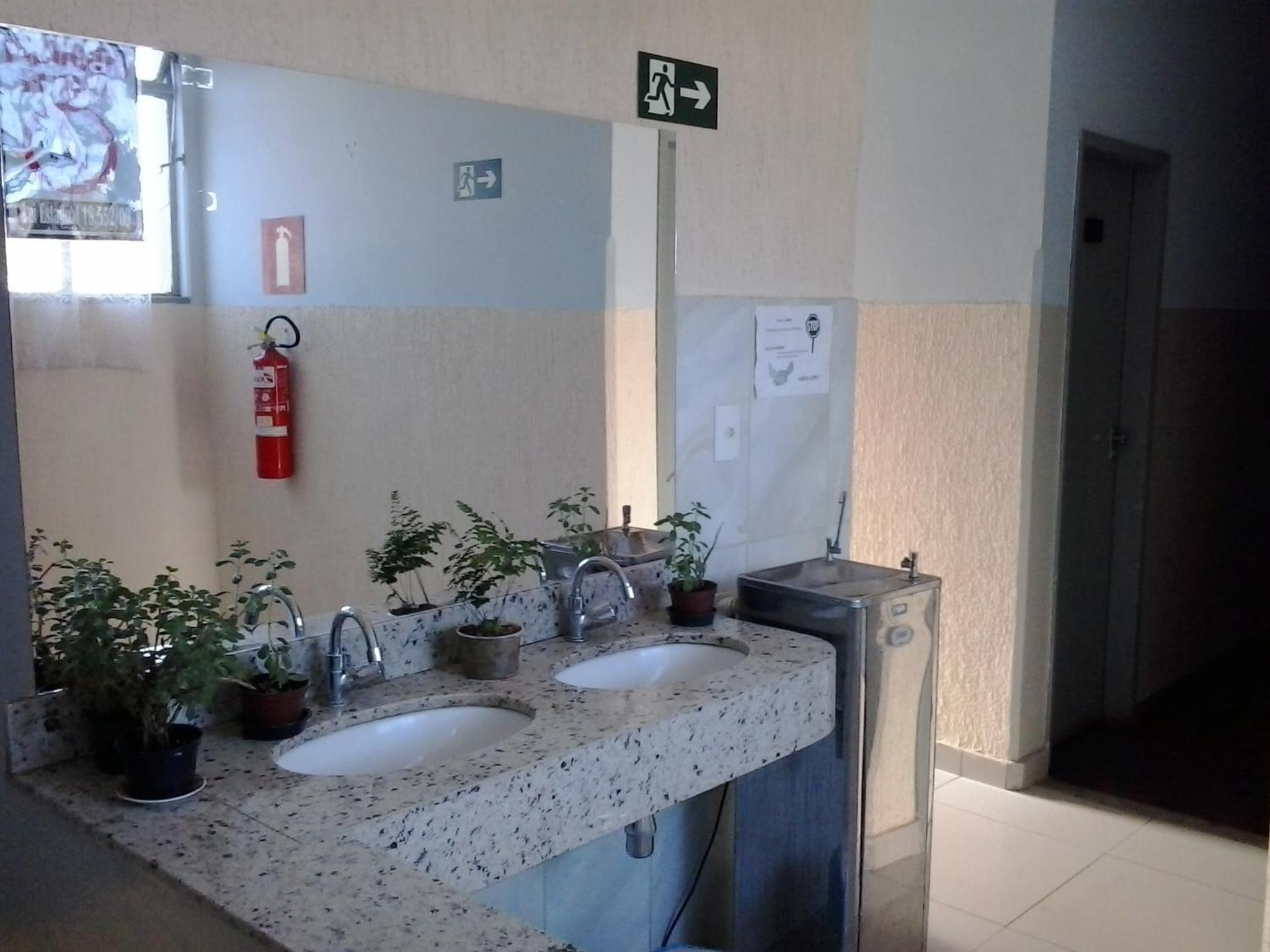 Twin Room with Shared Bathroom photo 2