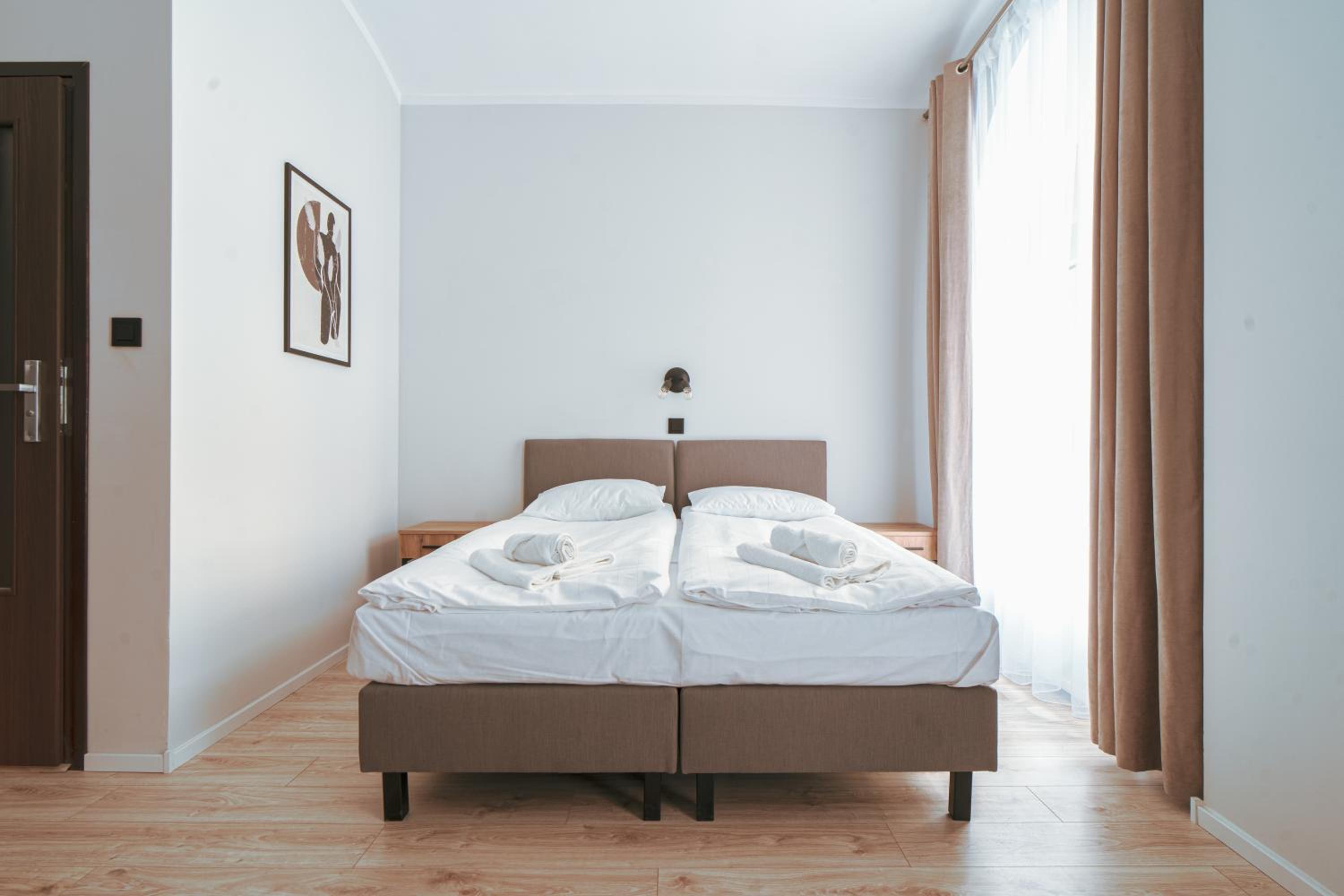 Large Double or Twin Room