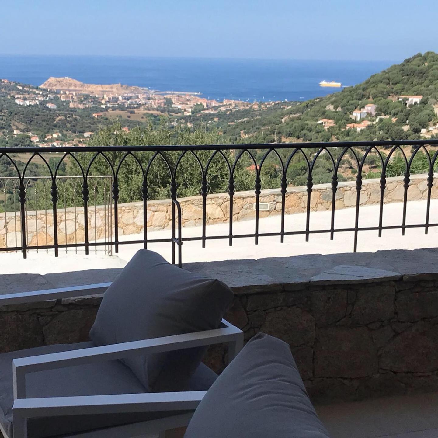 Apartment with Sea View