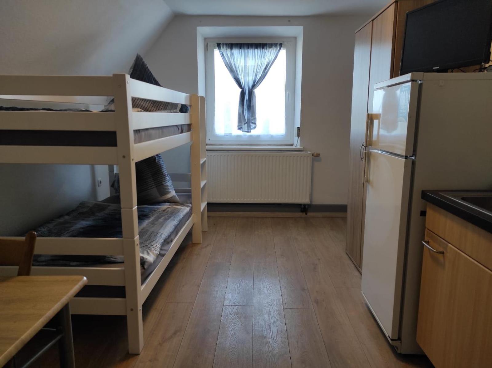 Budget Double Room photo 3