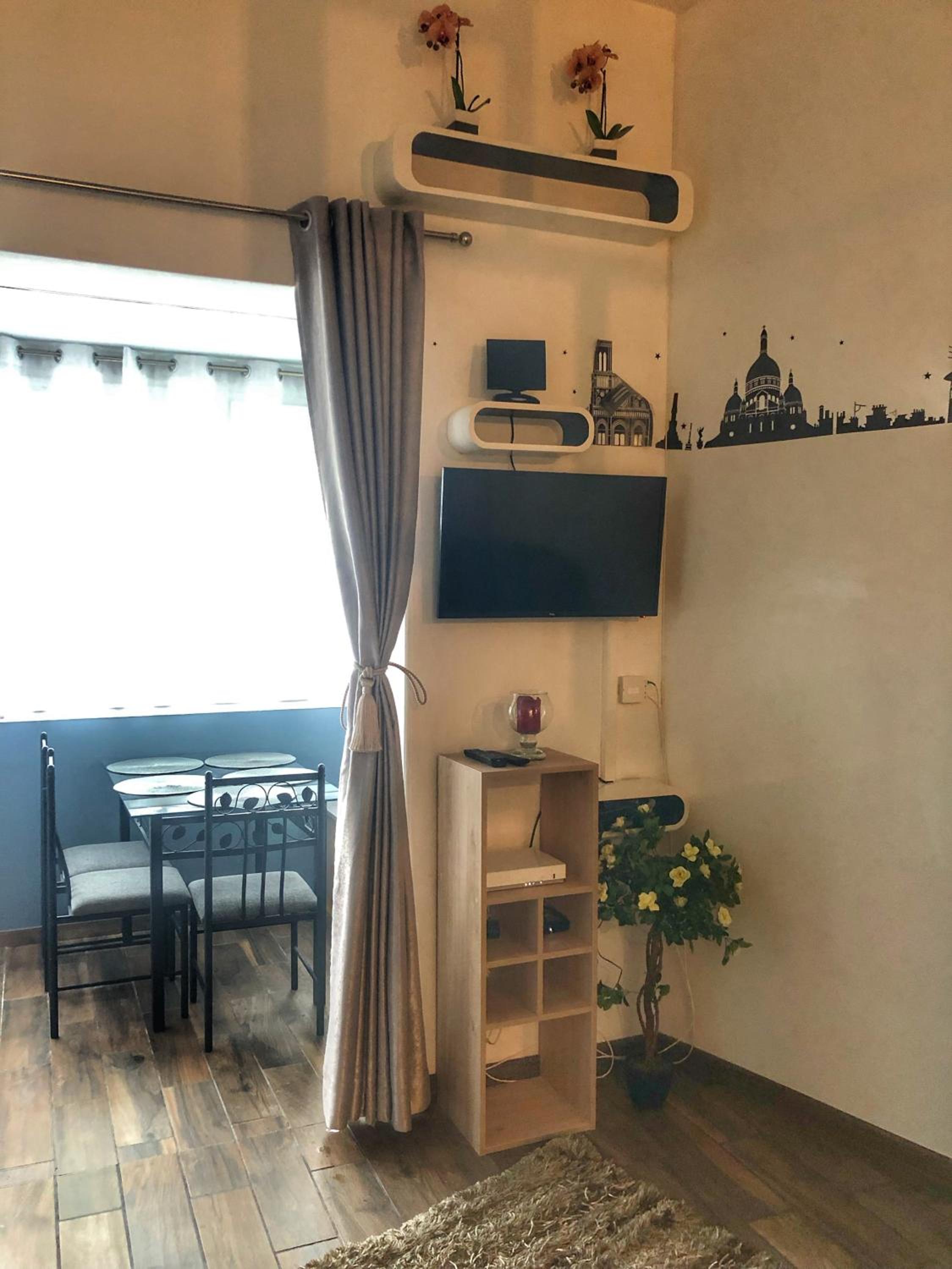 Deluxe Apartment photo 3