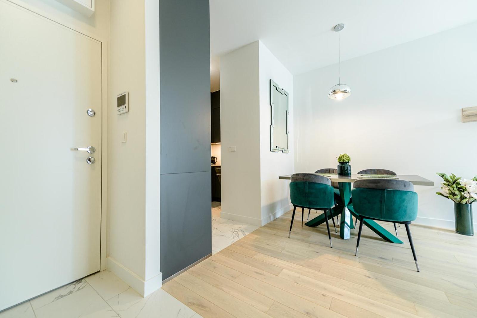 One-Bedroom Apartment - Photo 15