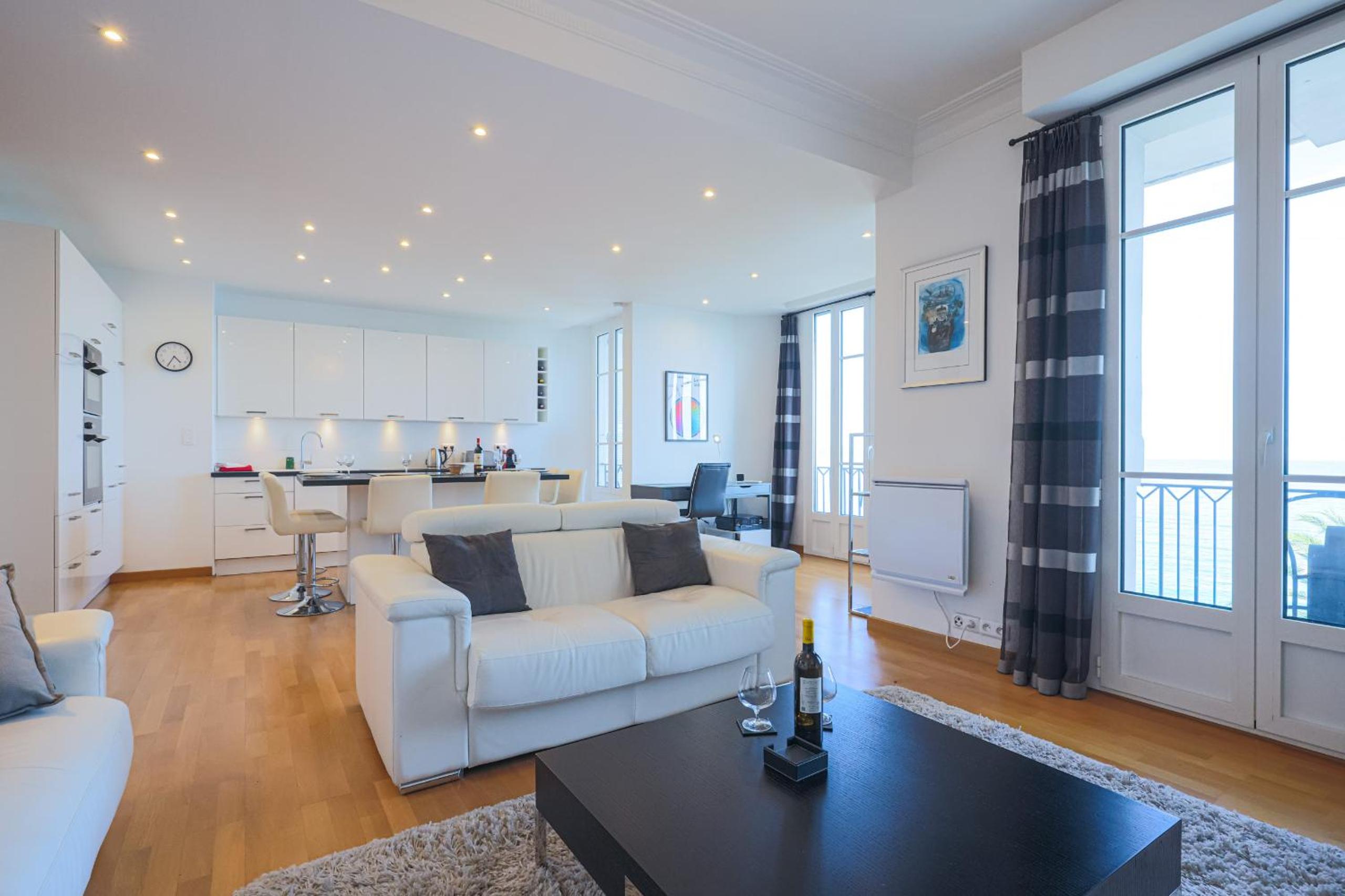 Apartment with Sea View