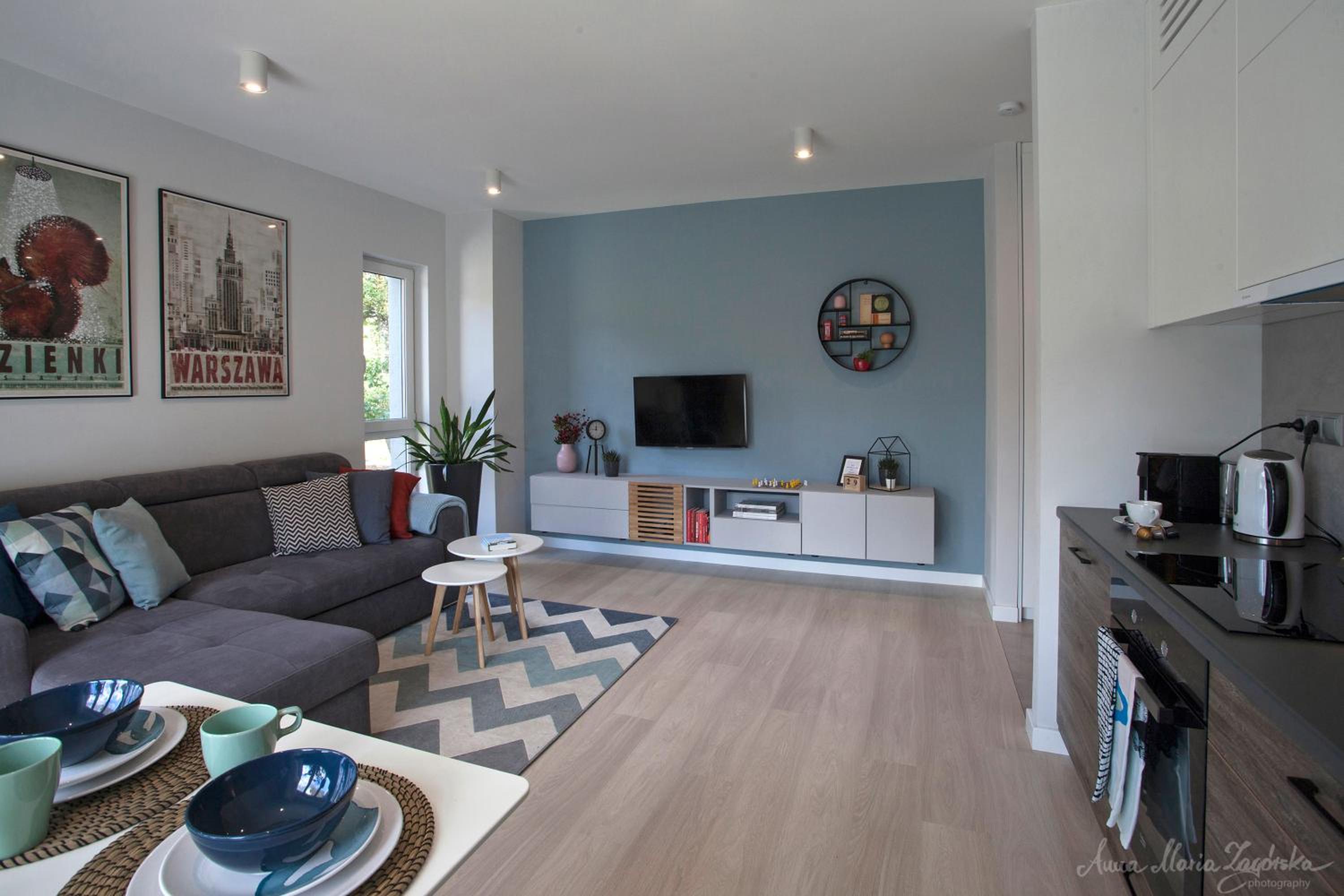 One-Bedroom Apartment - Photo 3