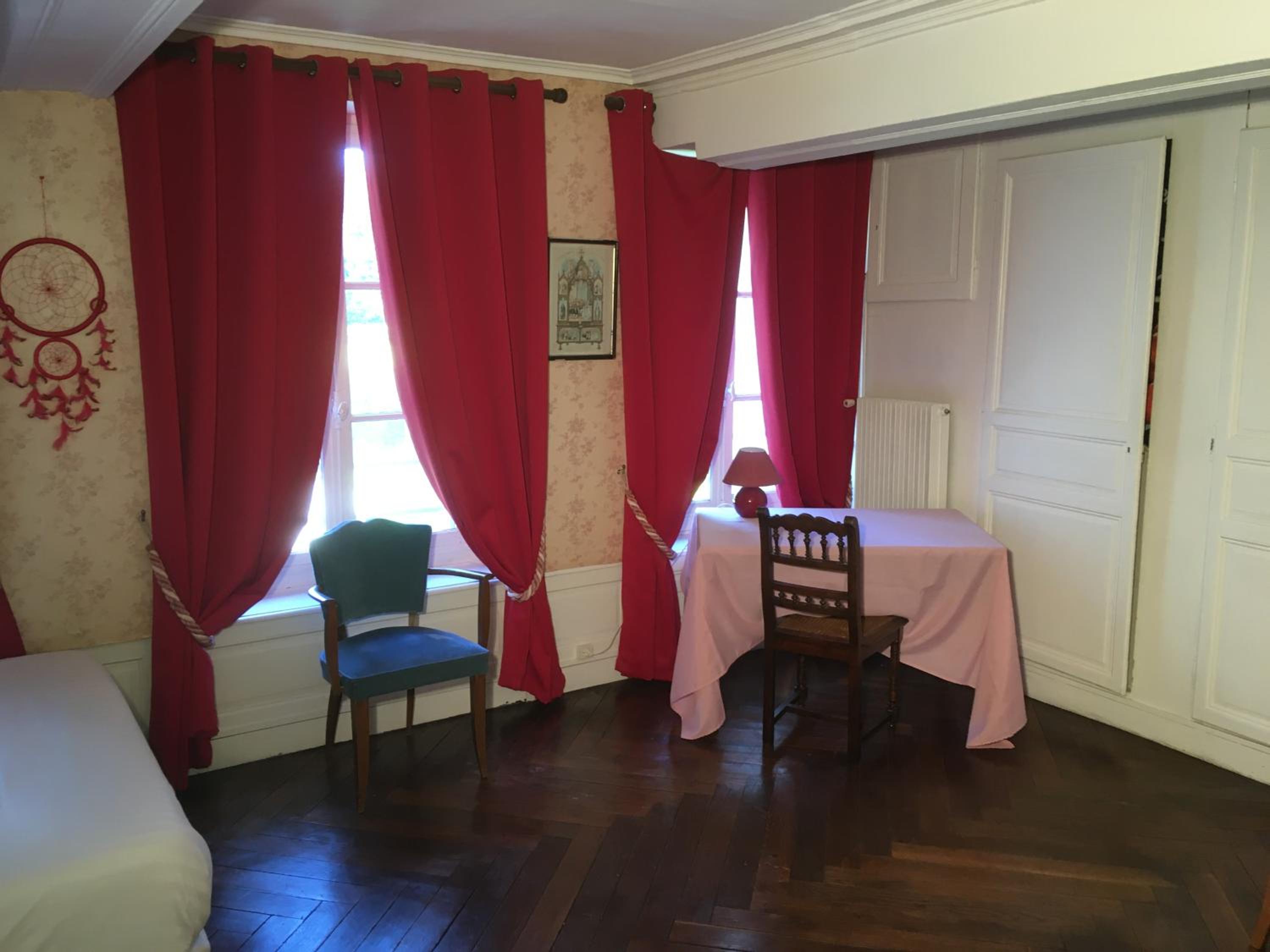 Standard Double Room - Photo 4