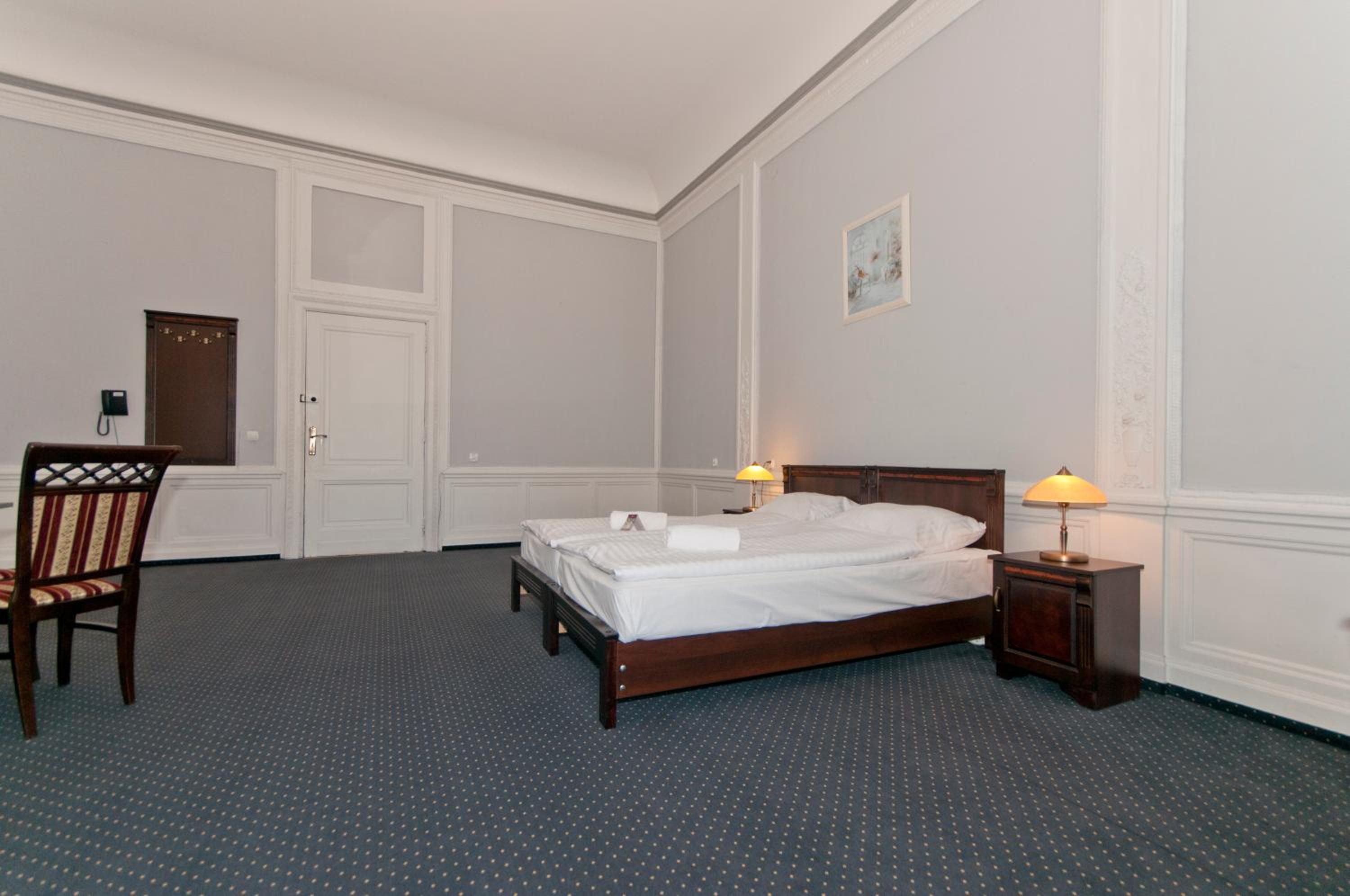 Double Room with Private External Bathroom photo 1