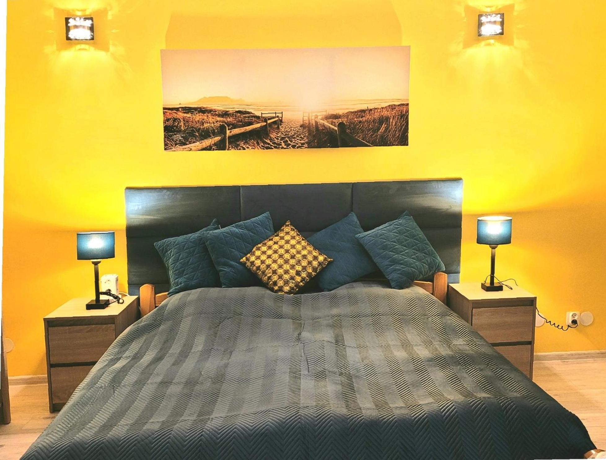 Deluxe Apartment