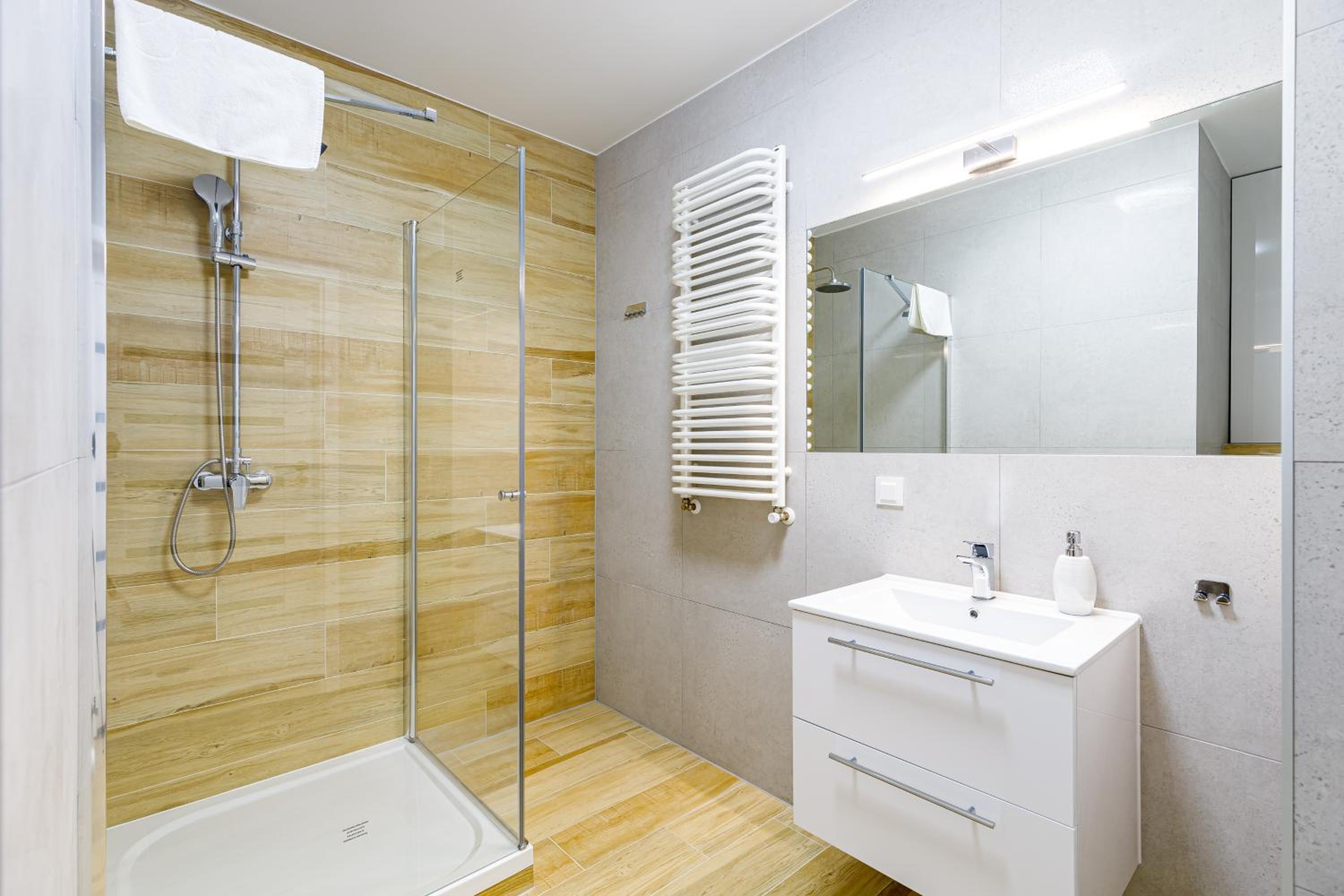 One-Bedroom Apartment - A74 photo 2