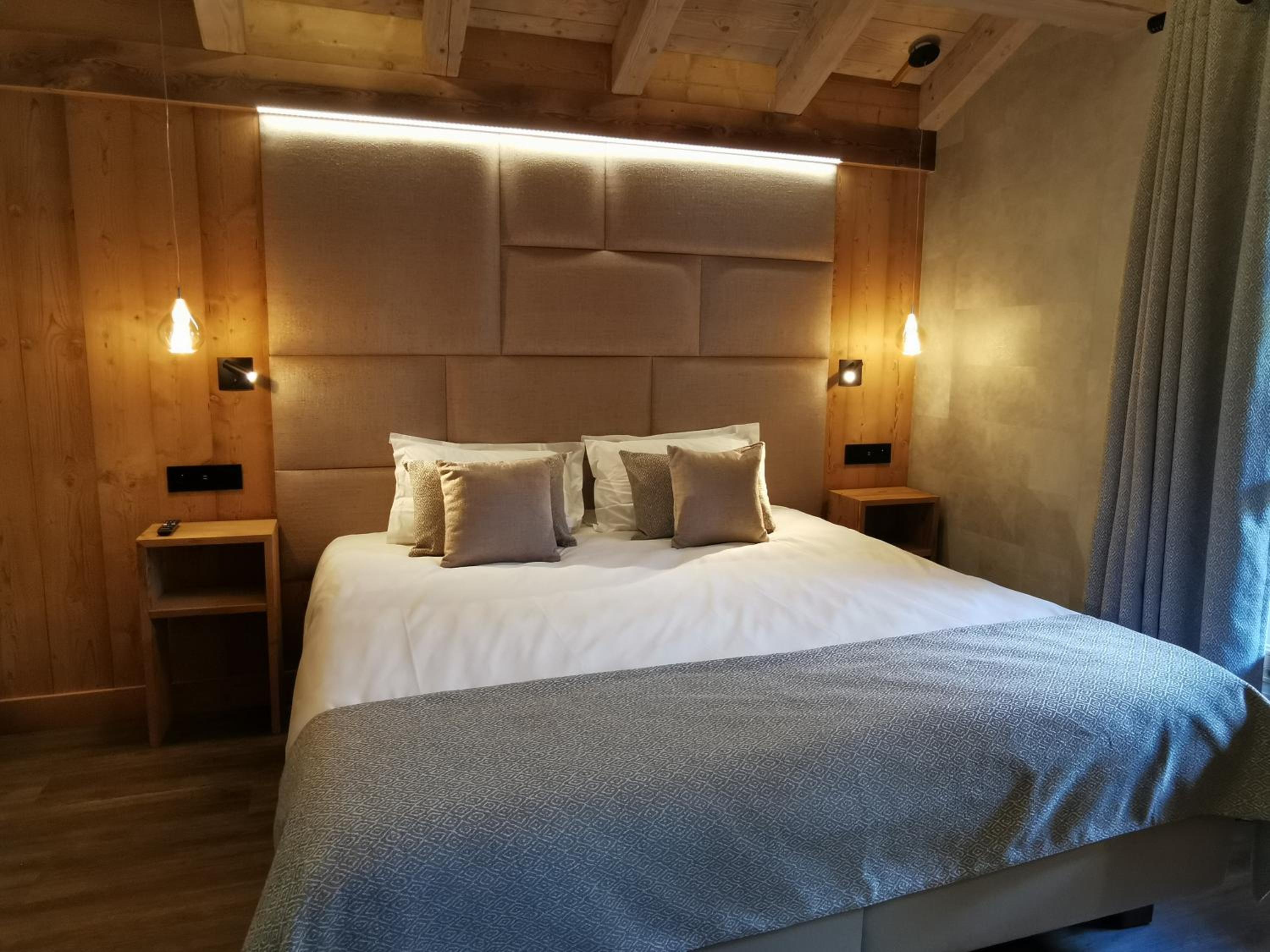 Double or Twin Room with Balcony photo 2