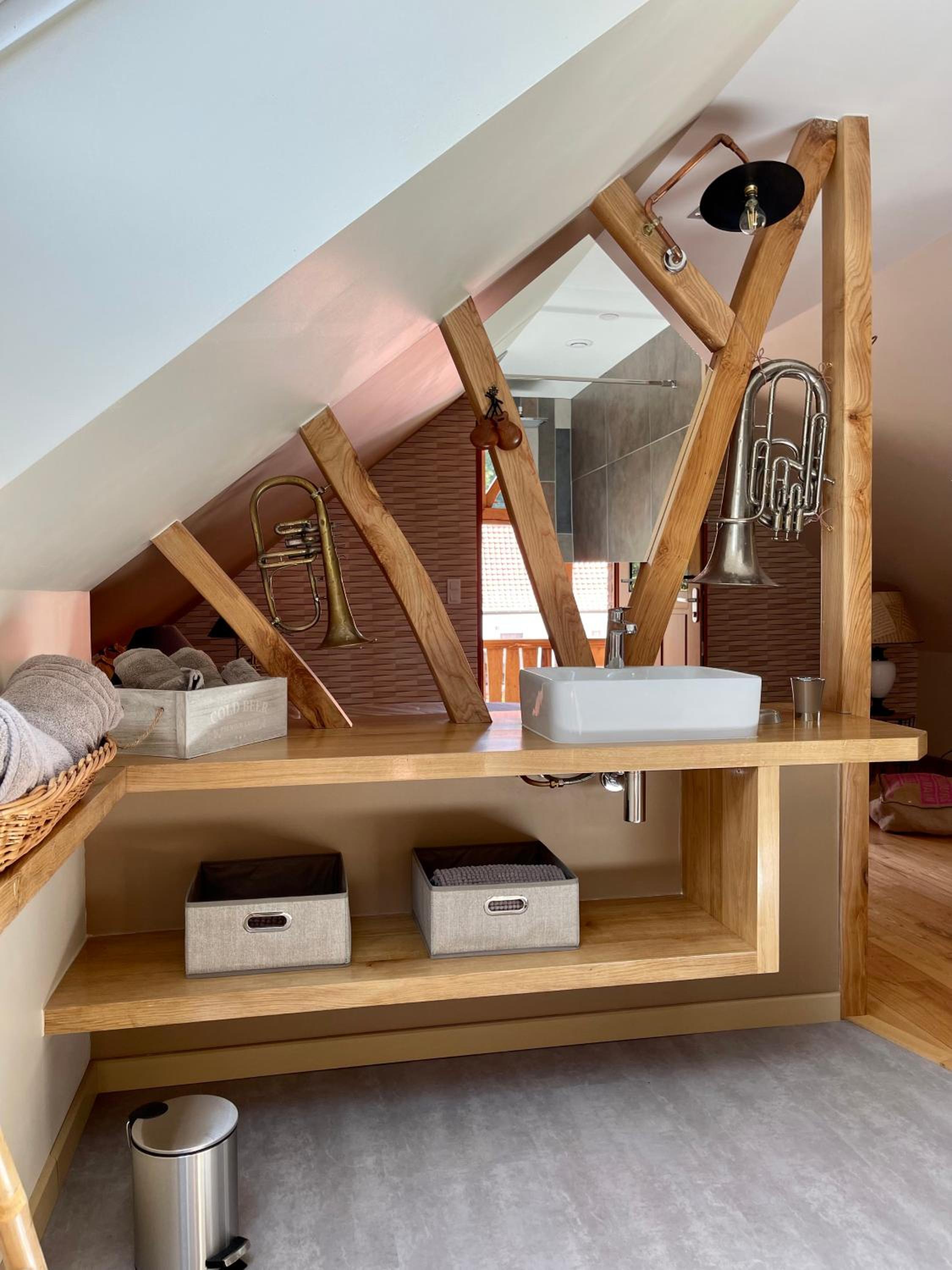 Suite with Balcony - Photo 2
