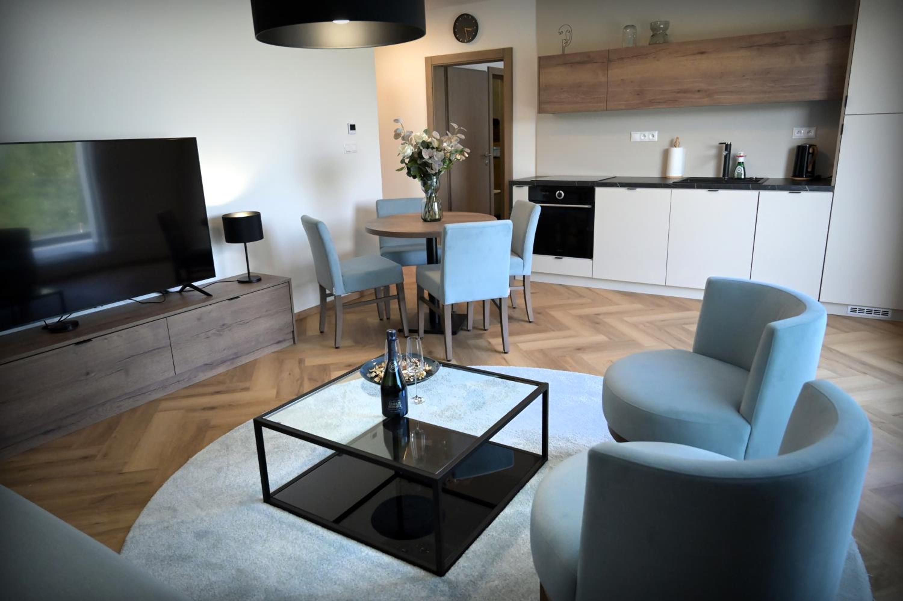 Two-Bedroom Apartment - Photo 1