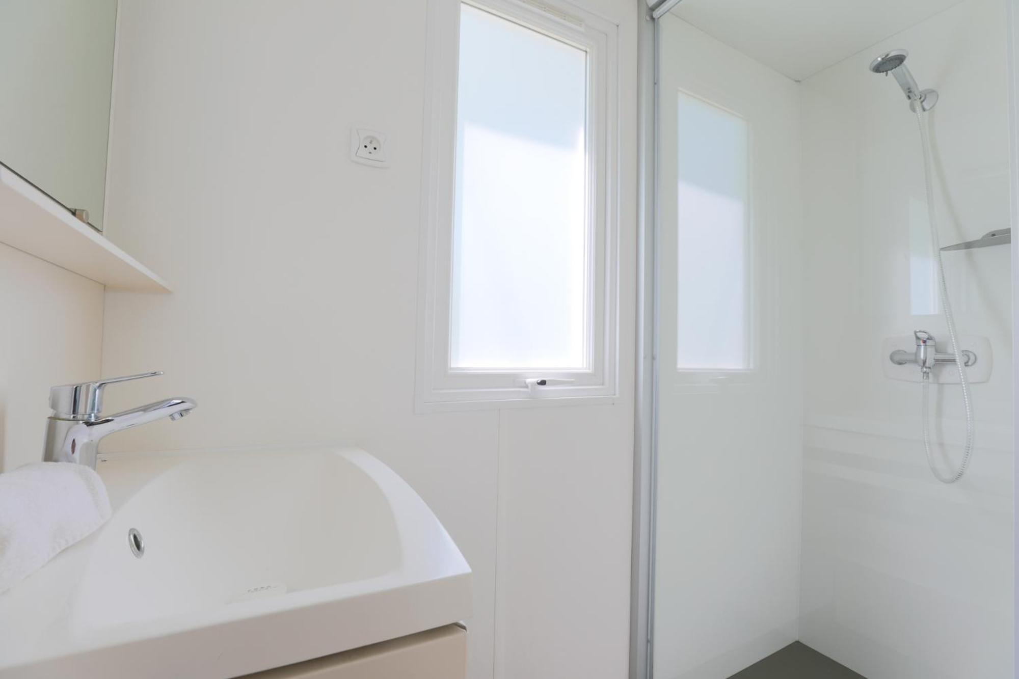 Comfort Mobile Home (2 bedrooms) photo 3