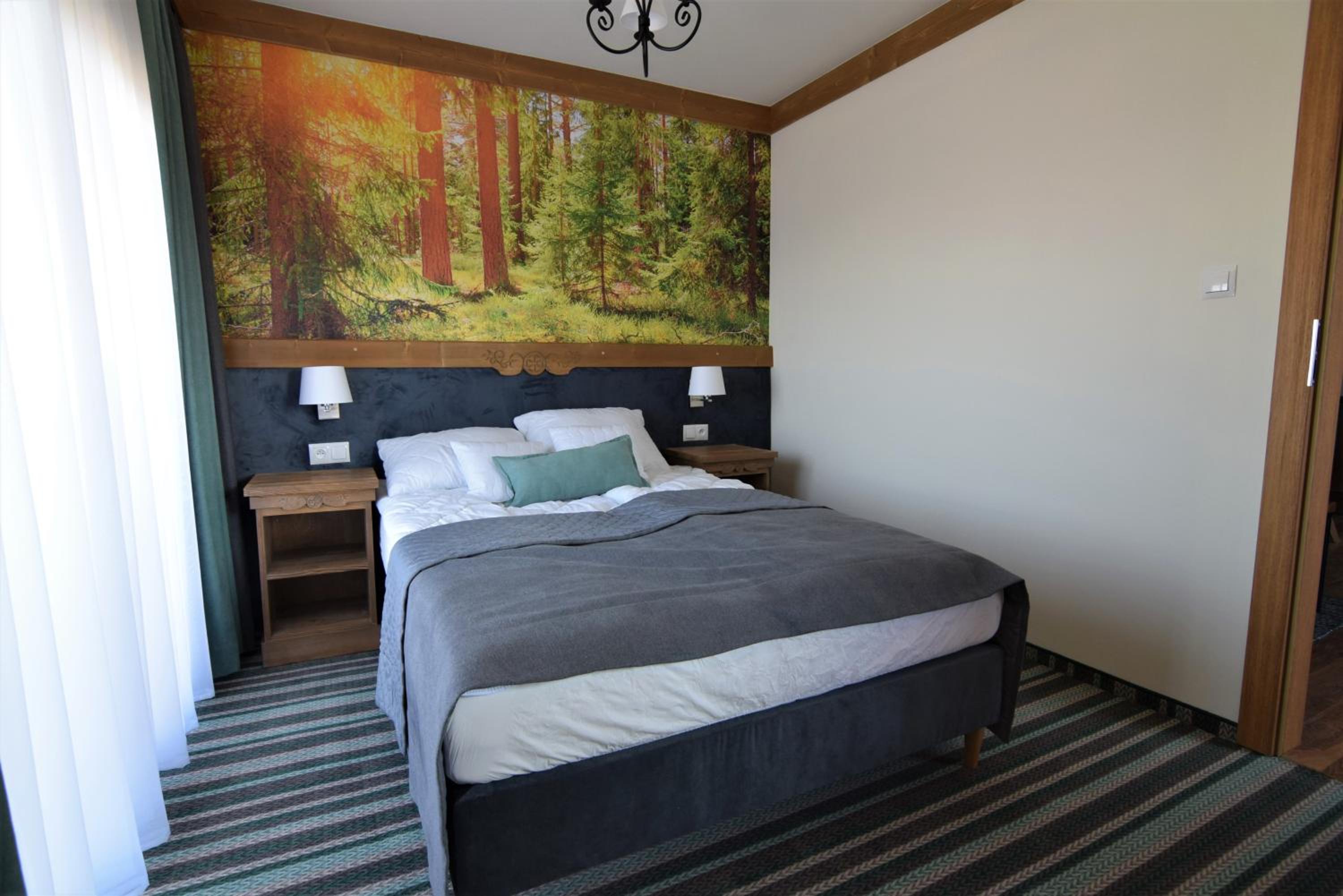 Suite with Mountain View photo 3