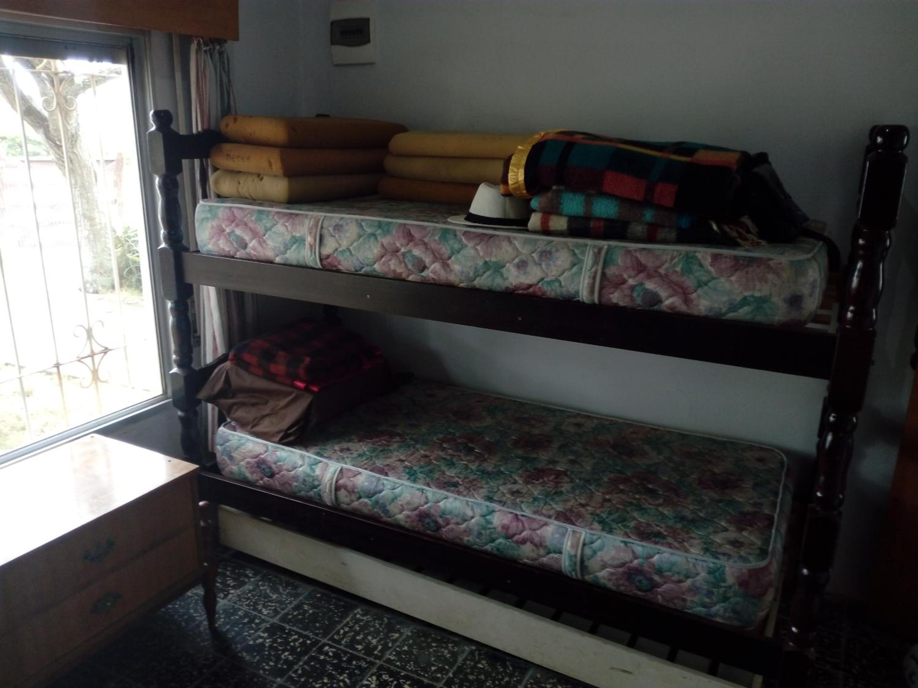 Three-Bedroom House photo 2