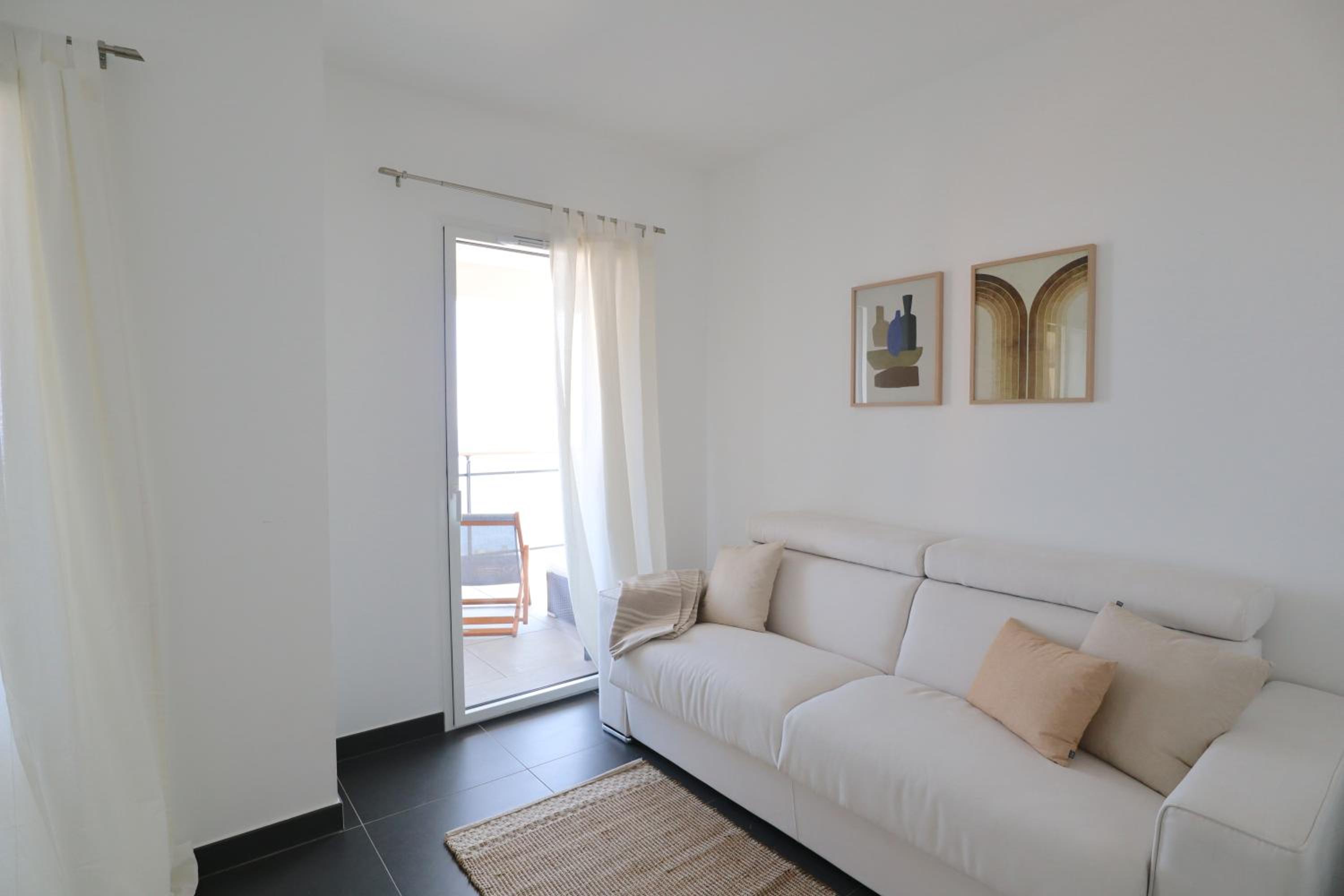 Apartment with Sea View