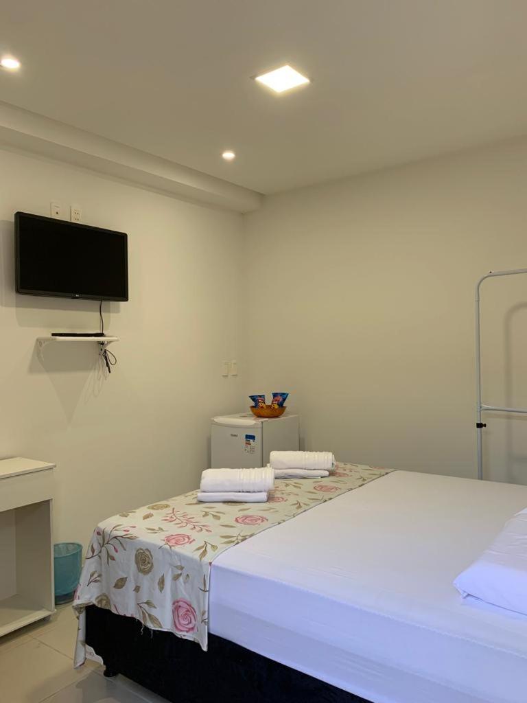 Queen Room photo 1