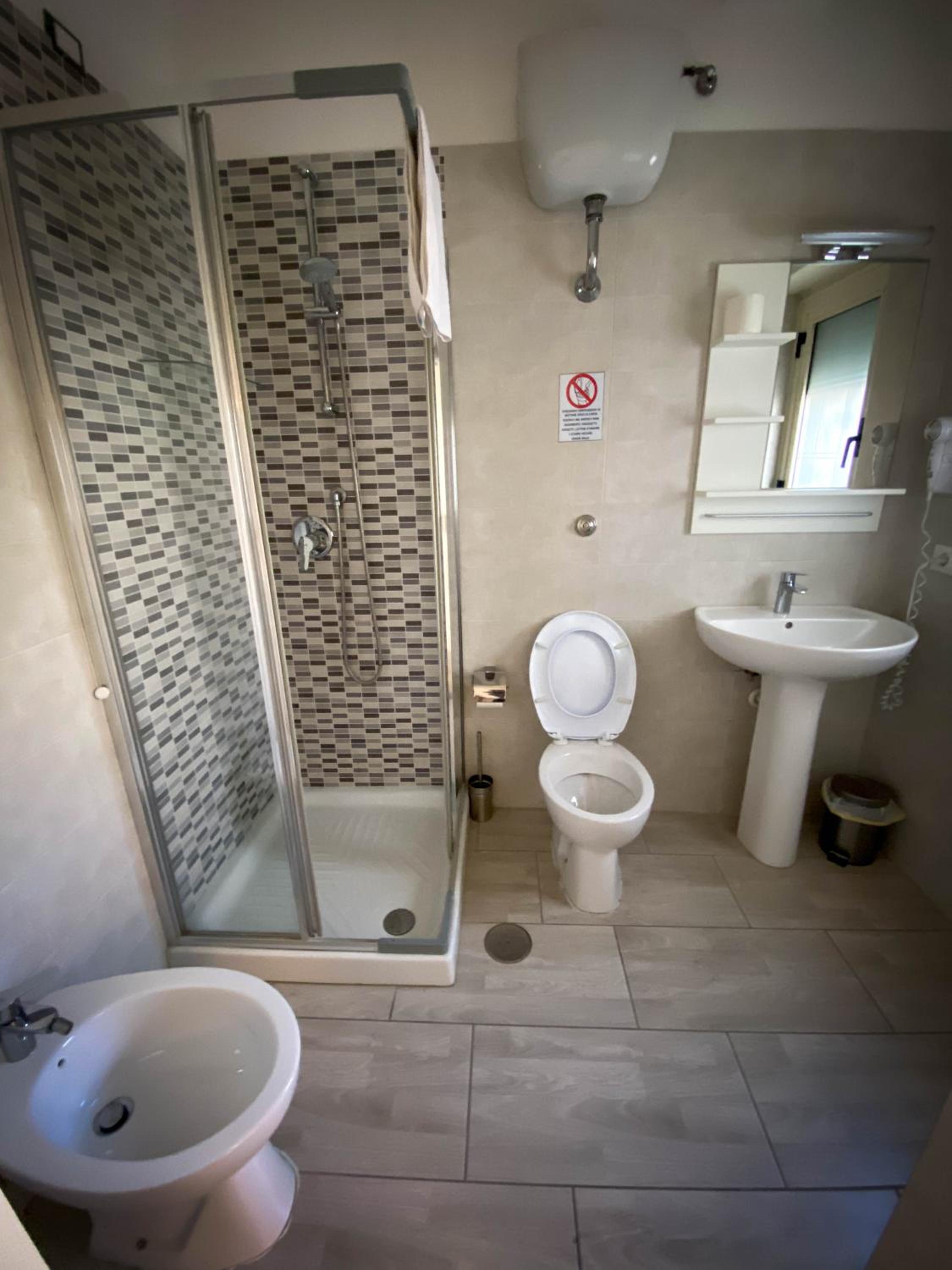 Deluxe Double Room with Balcony and Sea View