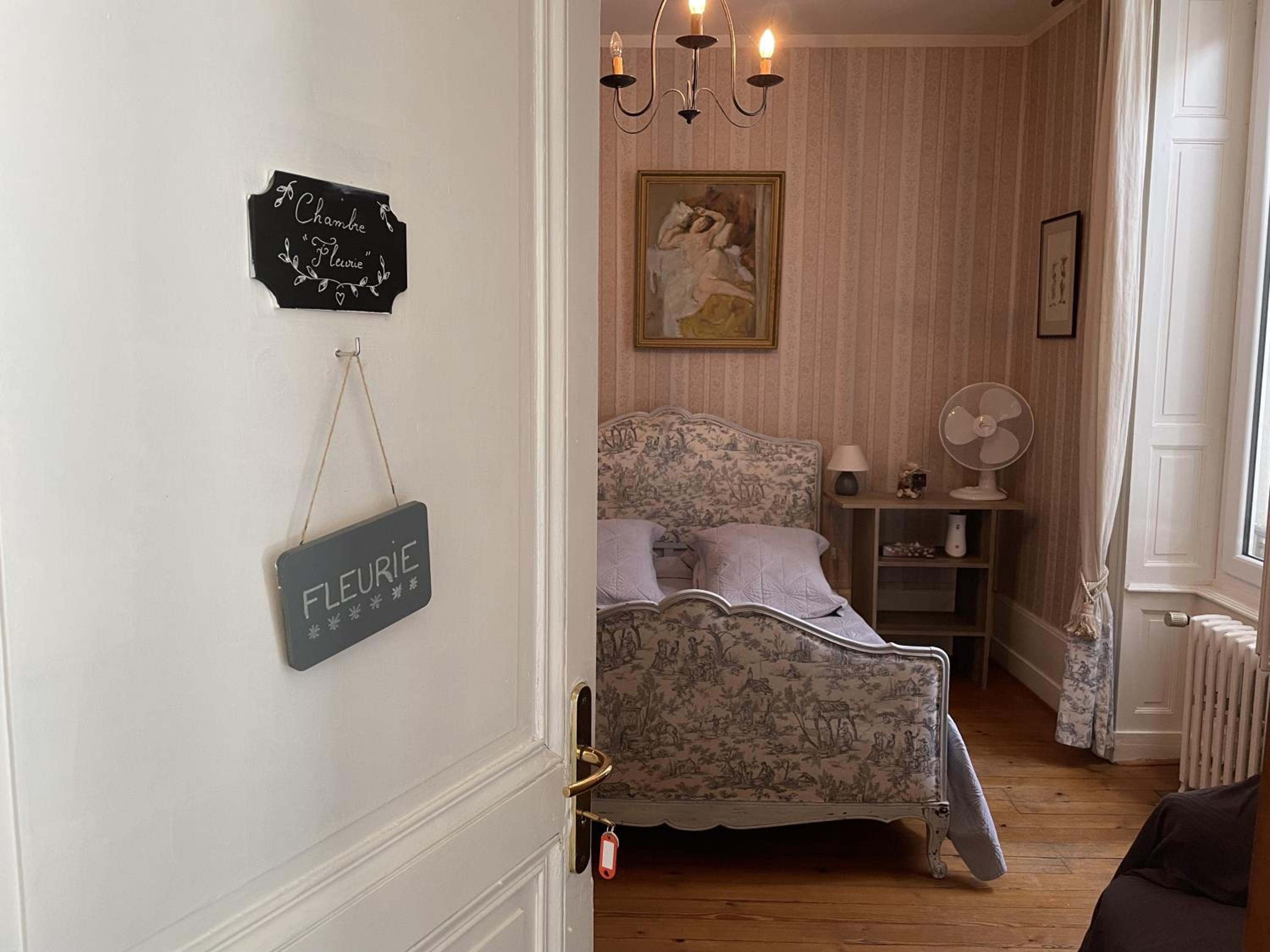 Double or Twin Room photo 3
