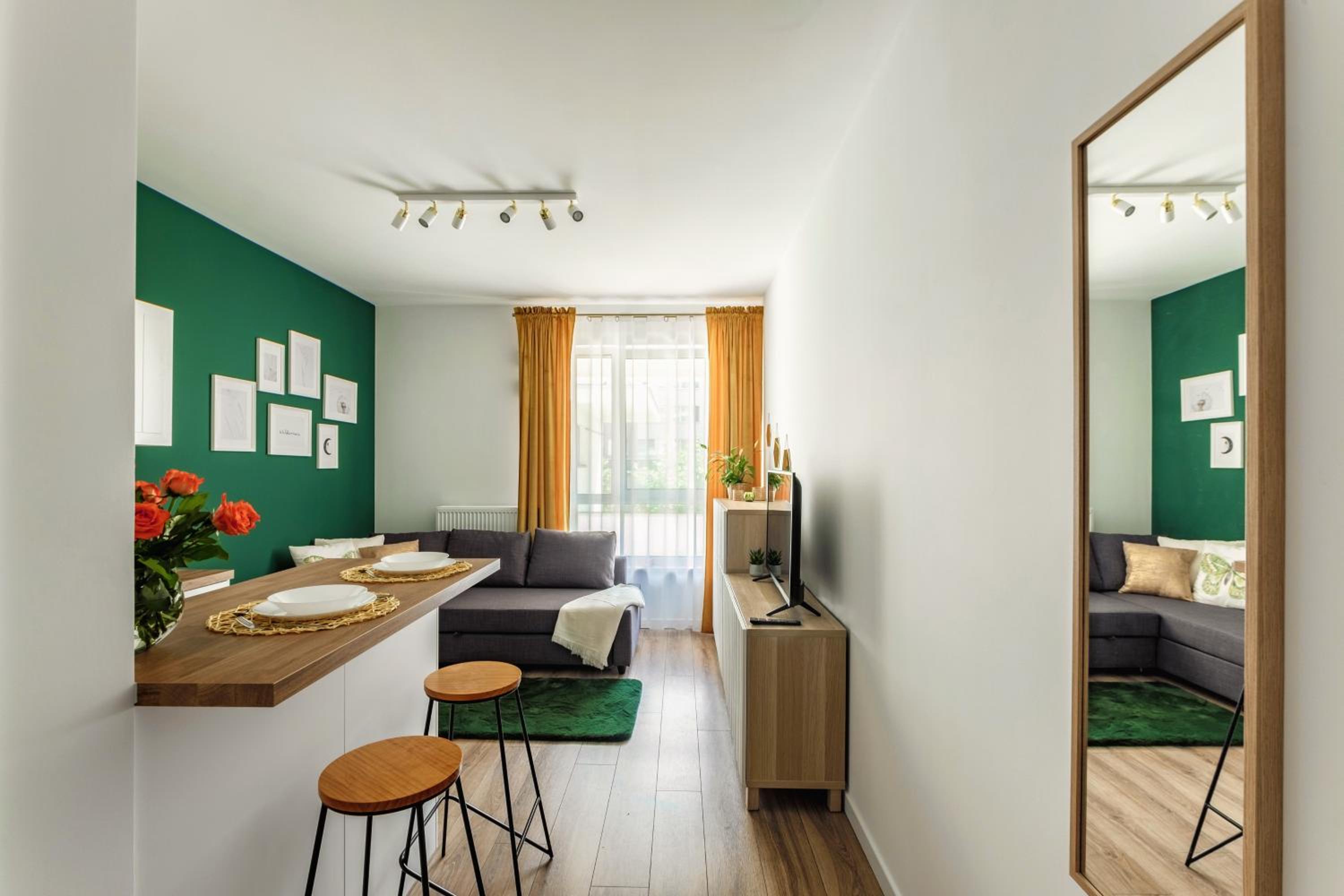 Studio Apartment photo 2