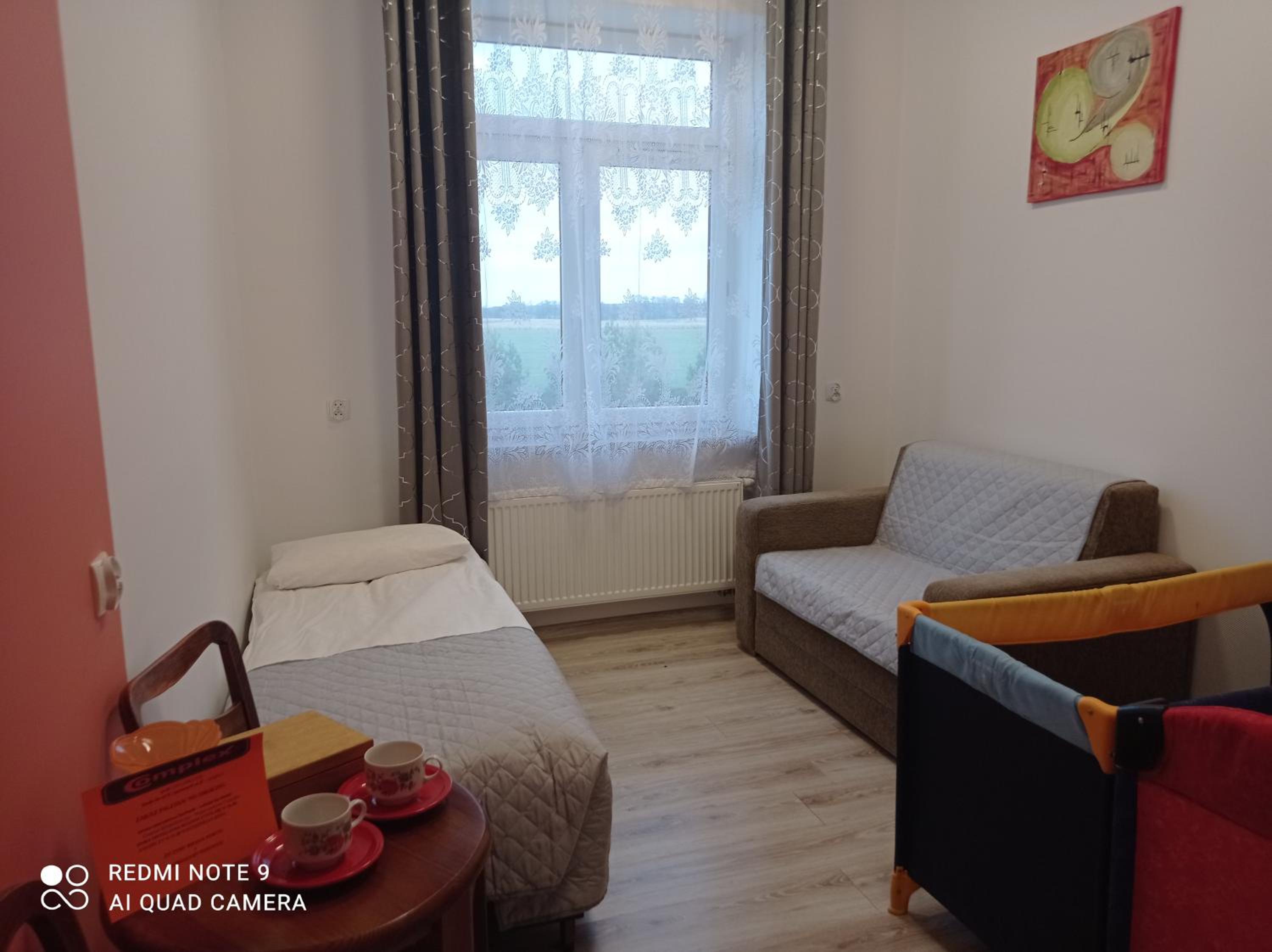 Single Room photo 2
