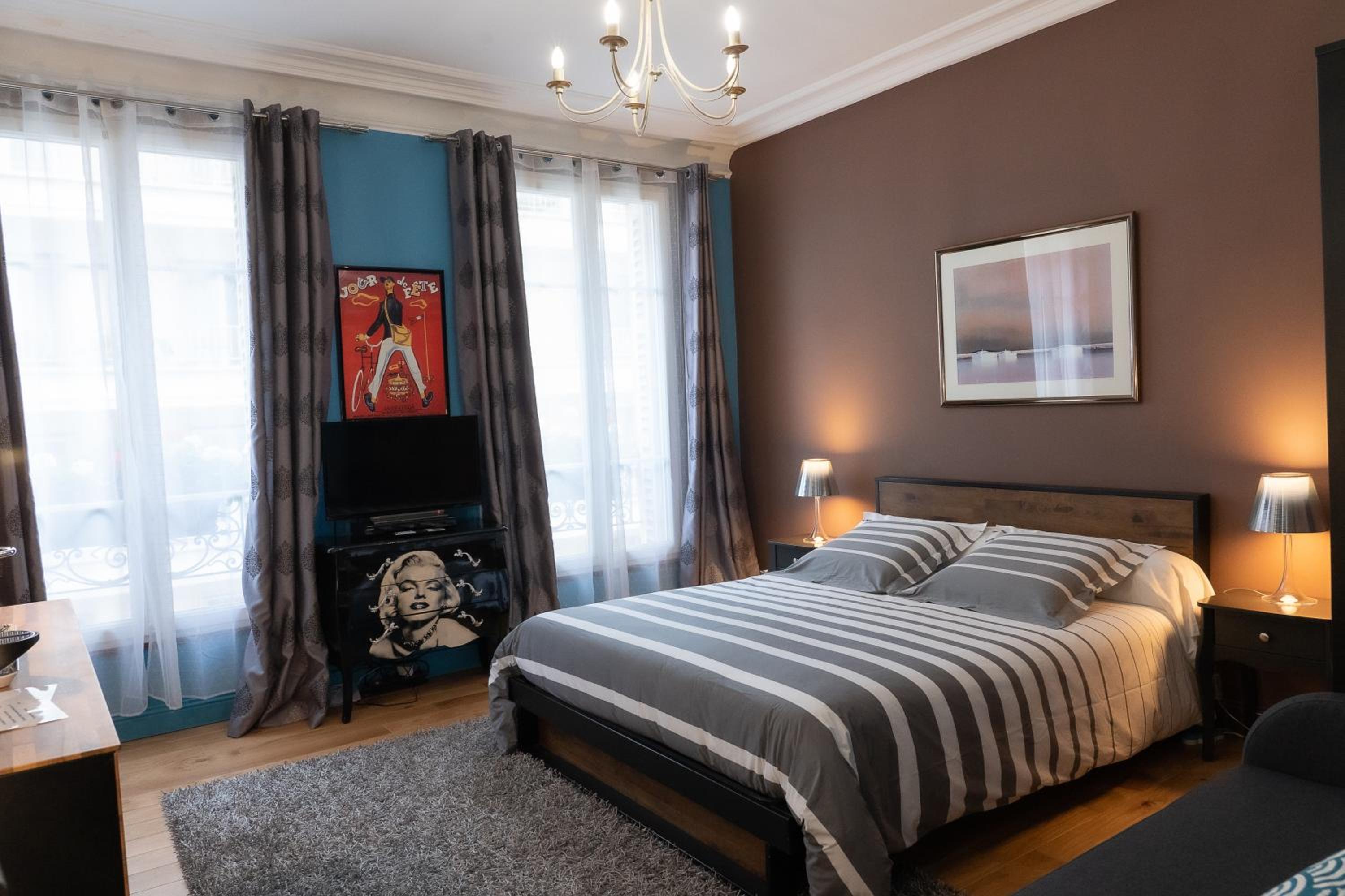 Double Room with Private Bathroom - Photo 6