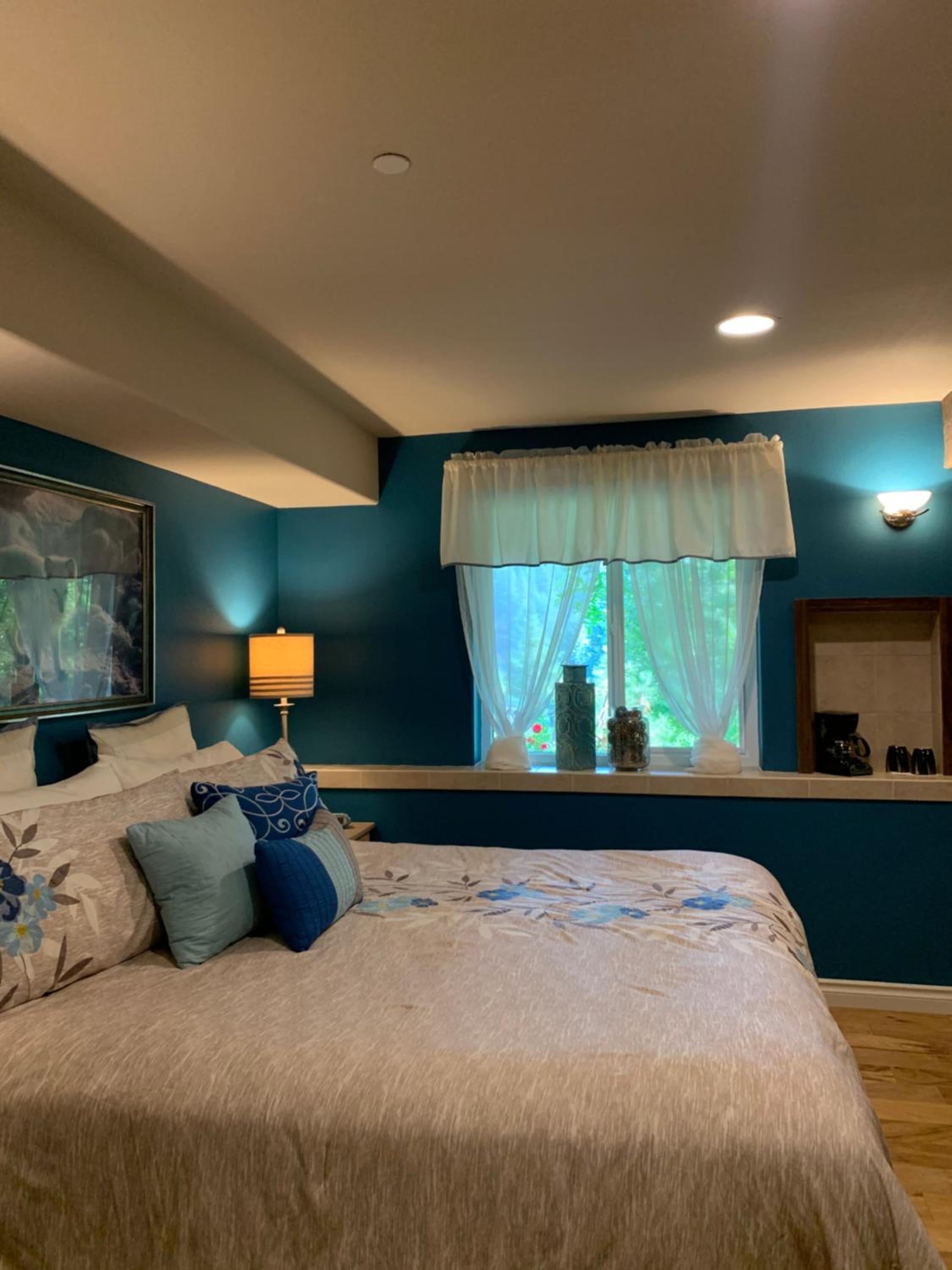 Deluxe King Room photo 1
