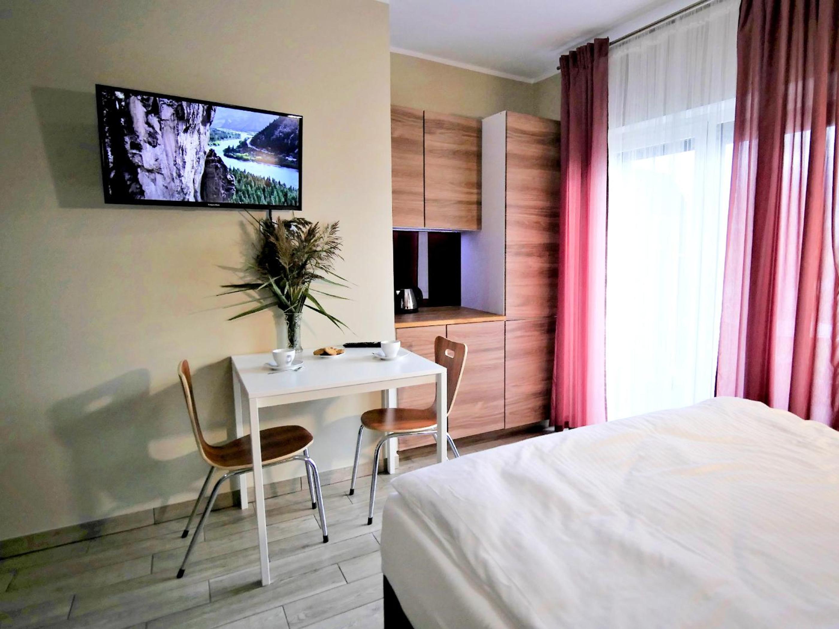 Double Room with Terrace - Photo 1