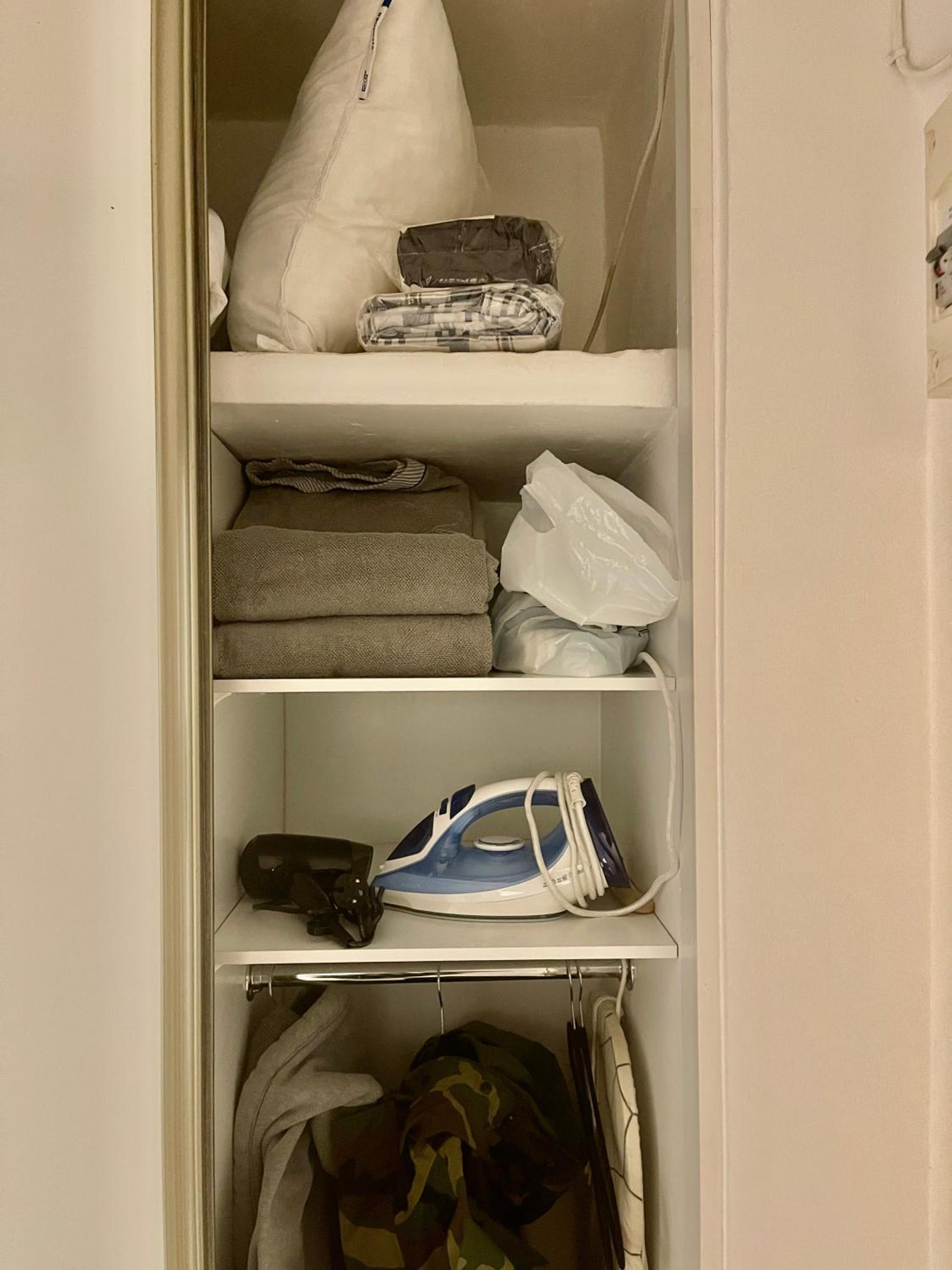 One-Bedroom Apartment - Photo 3
