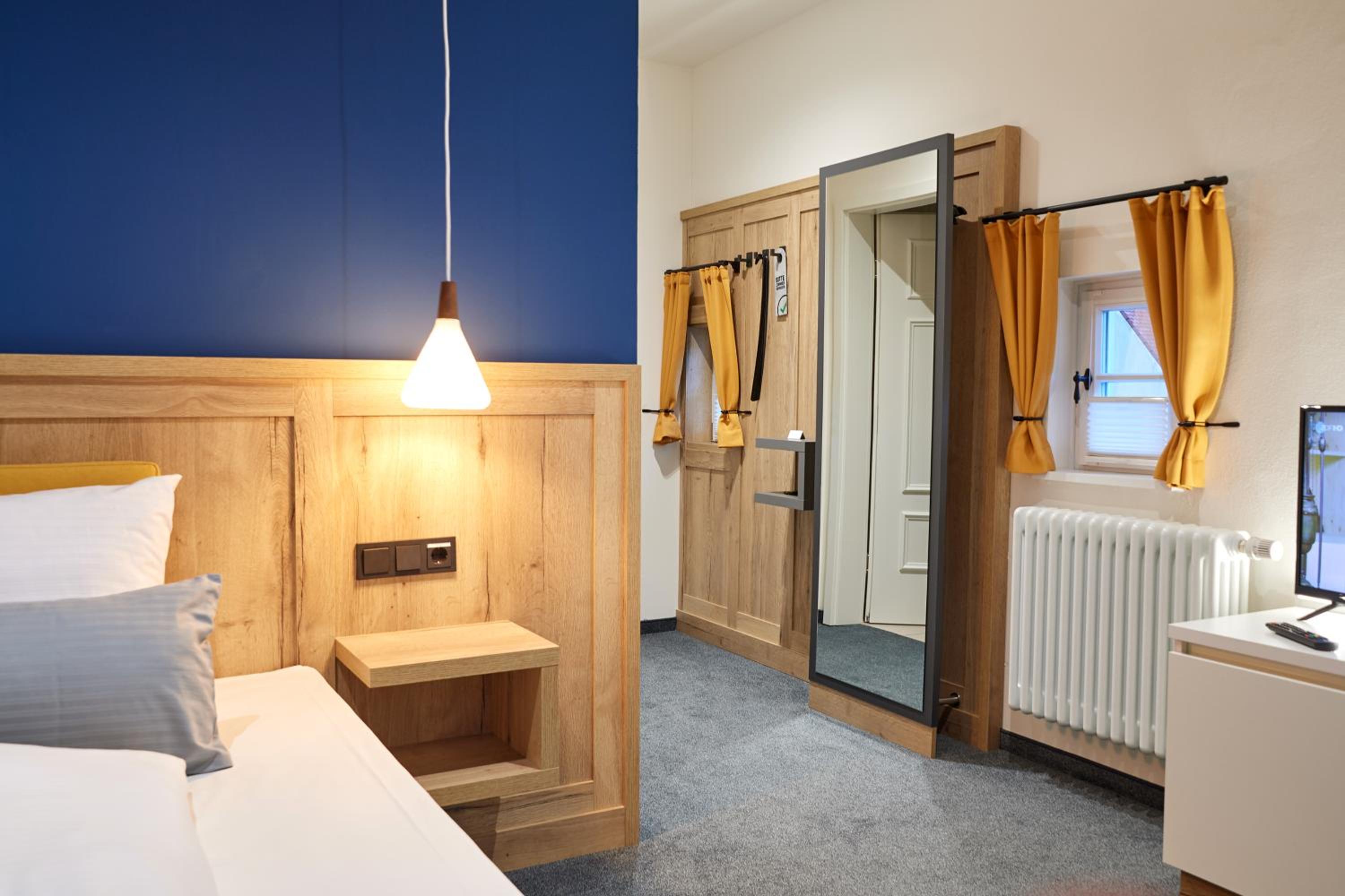Standard Single Room with Shower