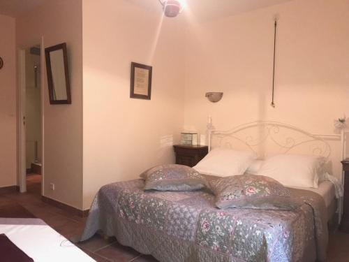 Double Room with Private Bathroom photo 3
