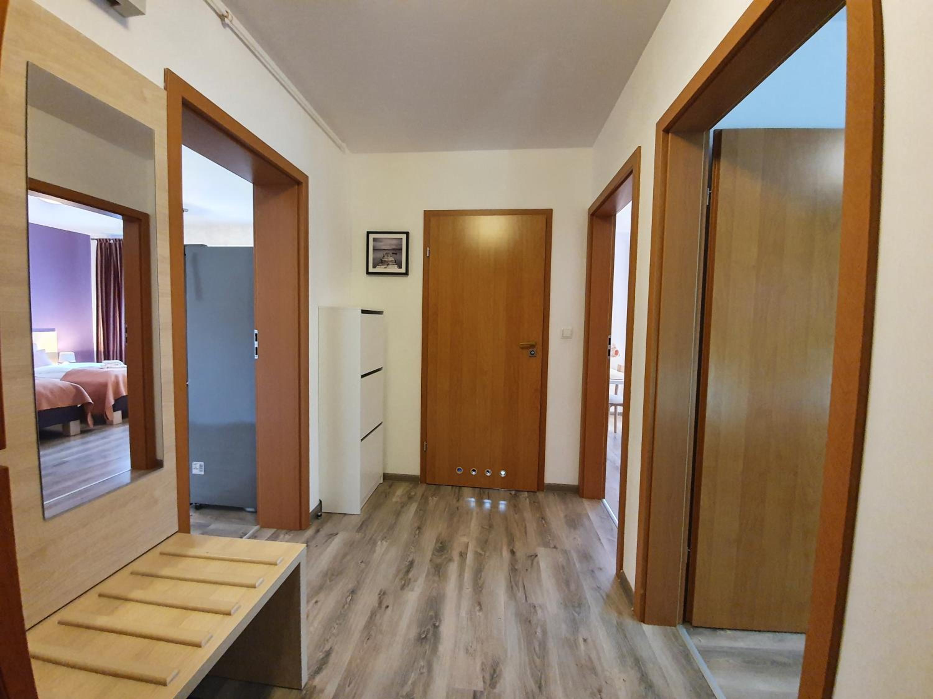 Family Two-Bedroom Apartment -1B photo 2