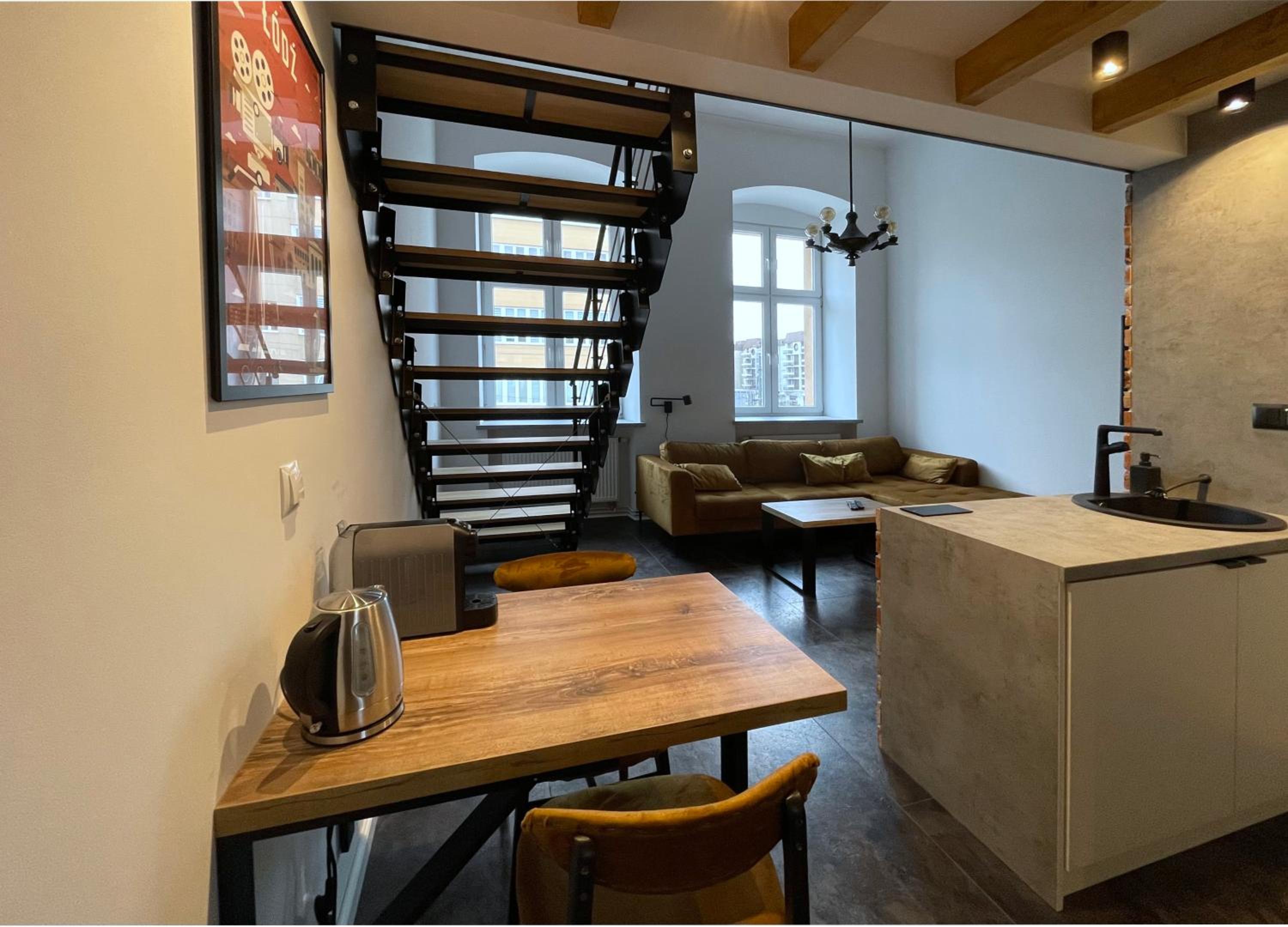 One-Bedroom Apartment - Photo 15
