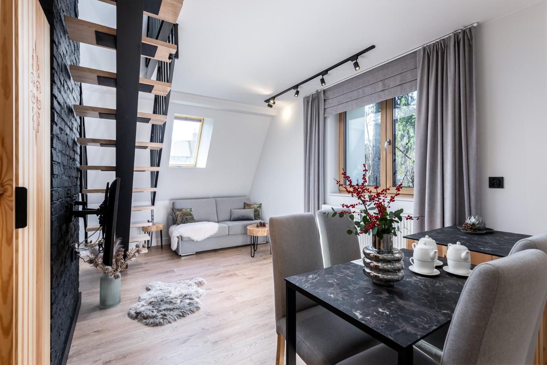 Apartment - Split Level