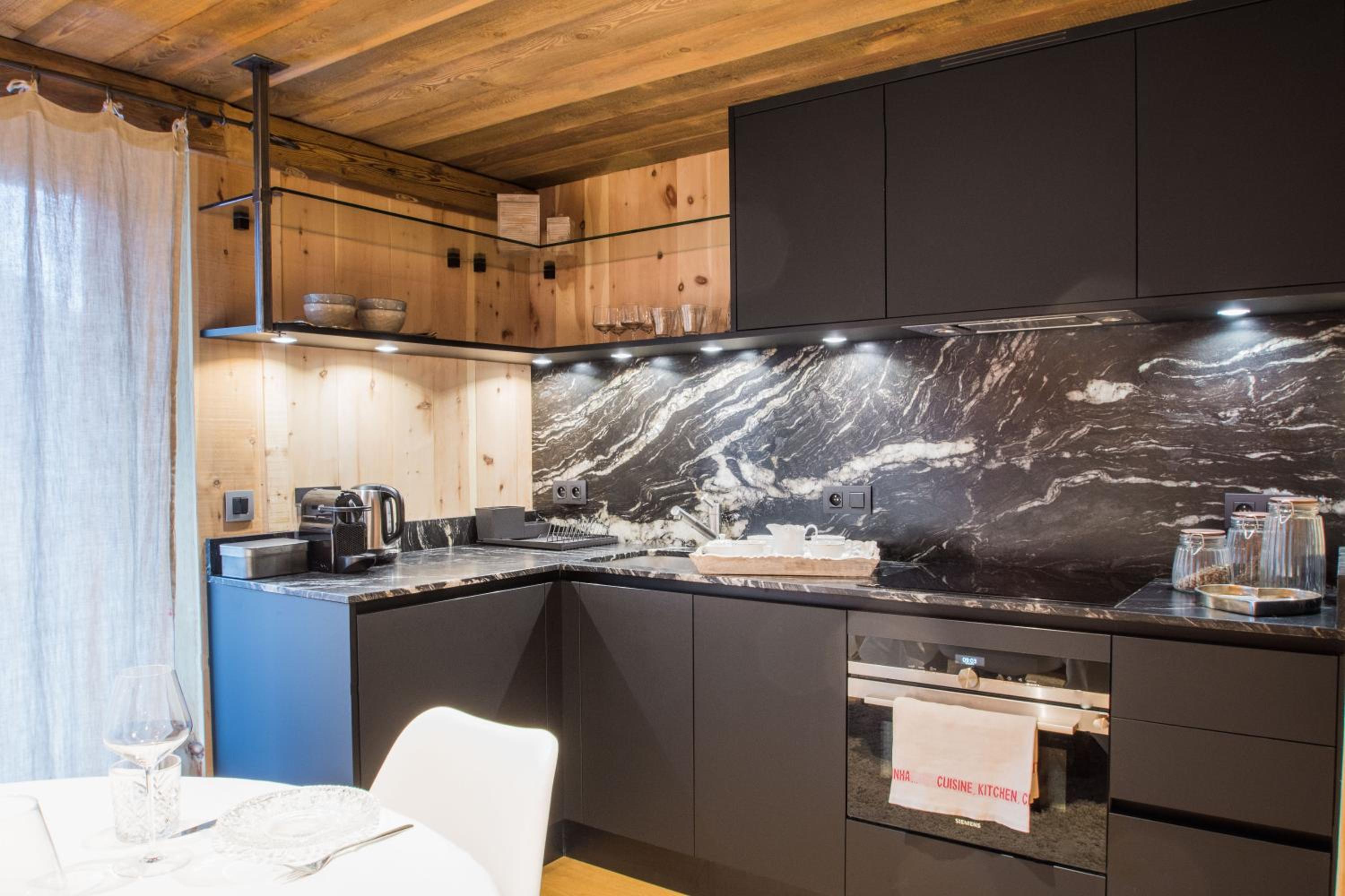 Superior Apartment