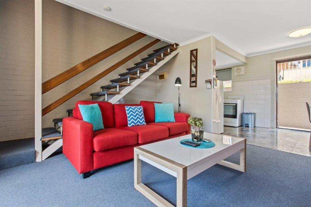 Apartment with Terrace photo 3