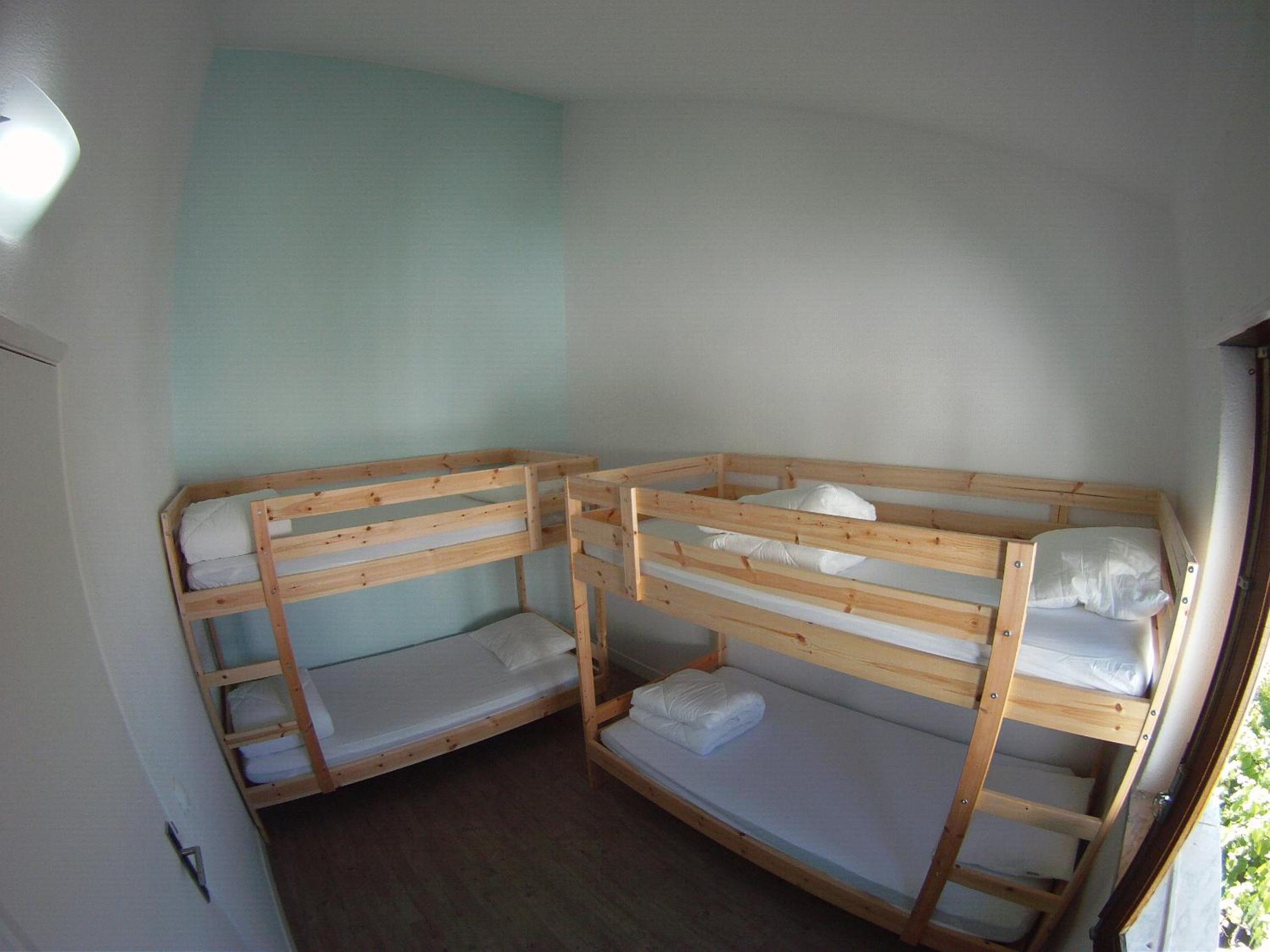 Bed in 8-Bed Mixed Dormitory Room