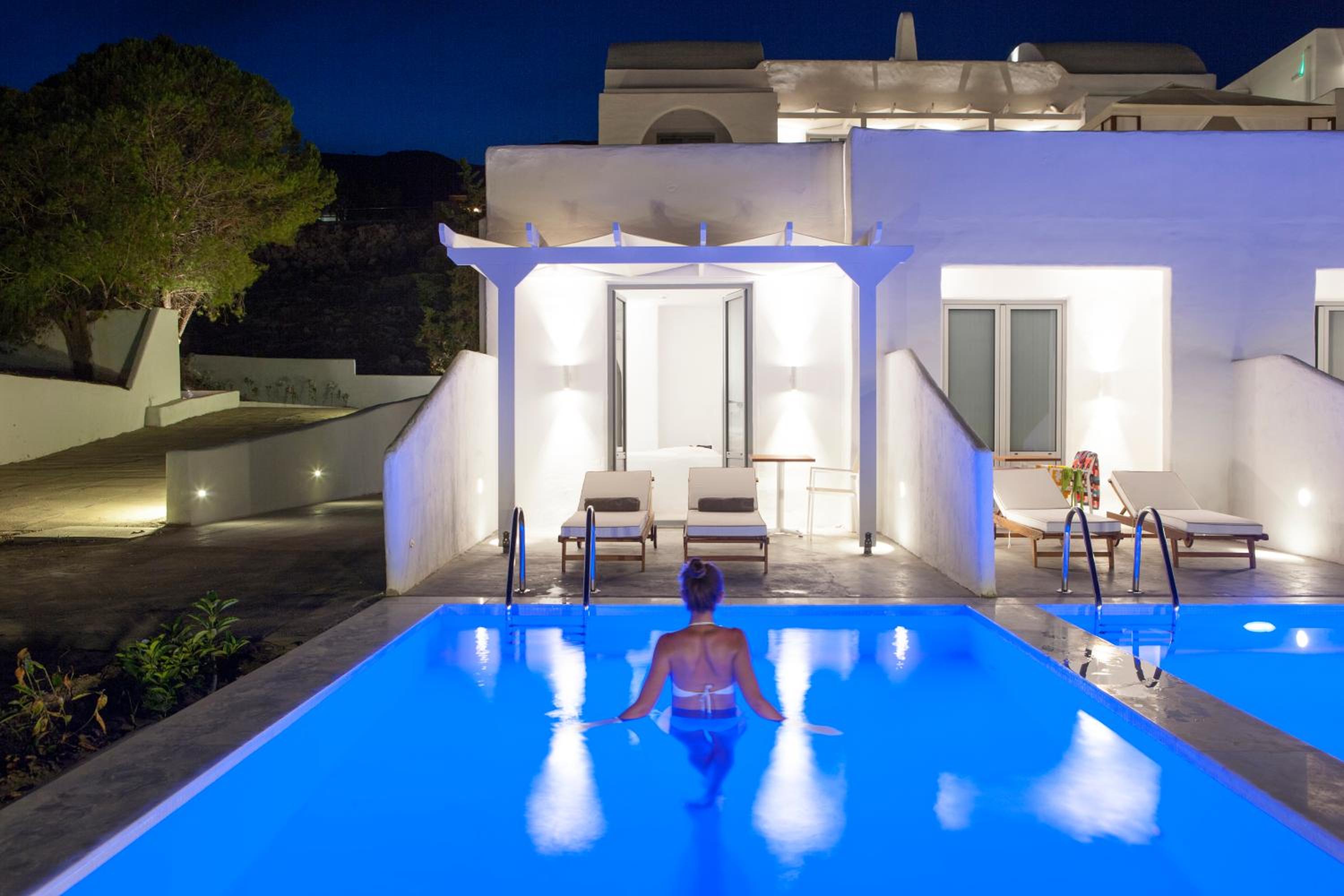 Superior Double or Twin Room with Private Pool (Adults Only) - Photo 3