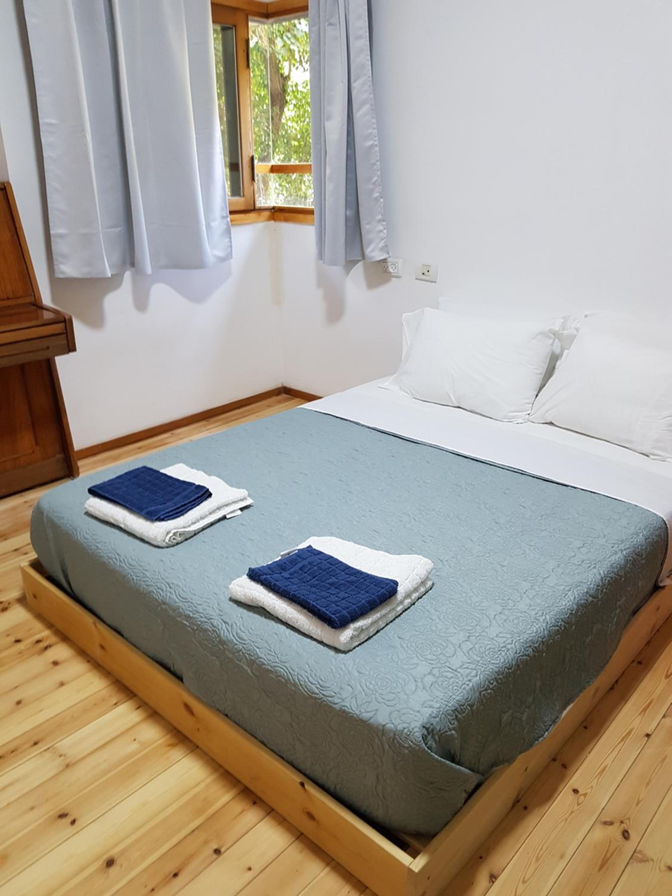 Two-Bedroom House - Photo 10