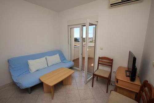 Apartment with Garden View photo 3