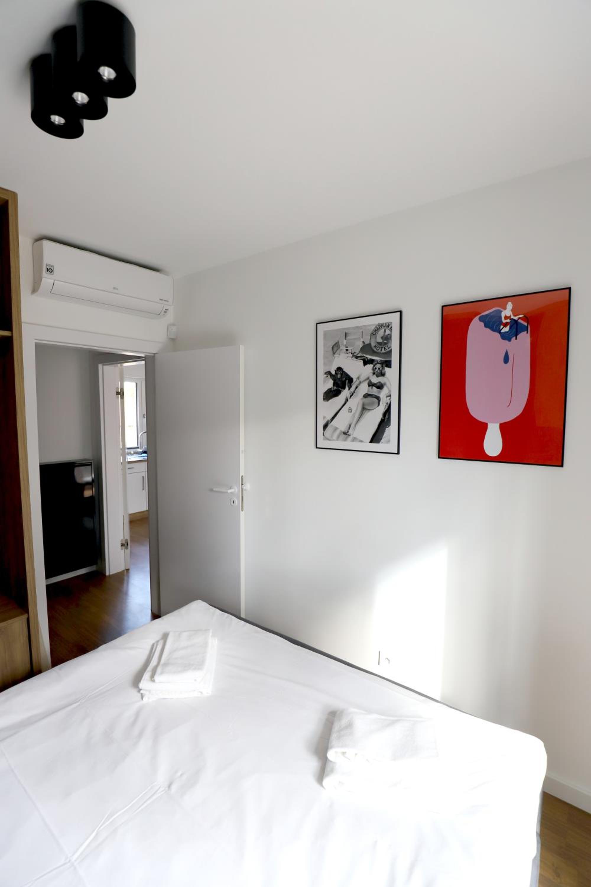 Deluxe Apartment