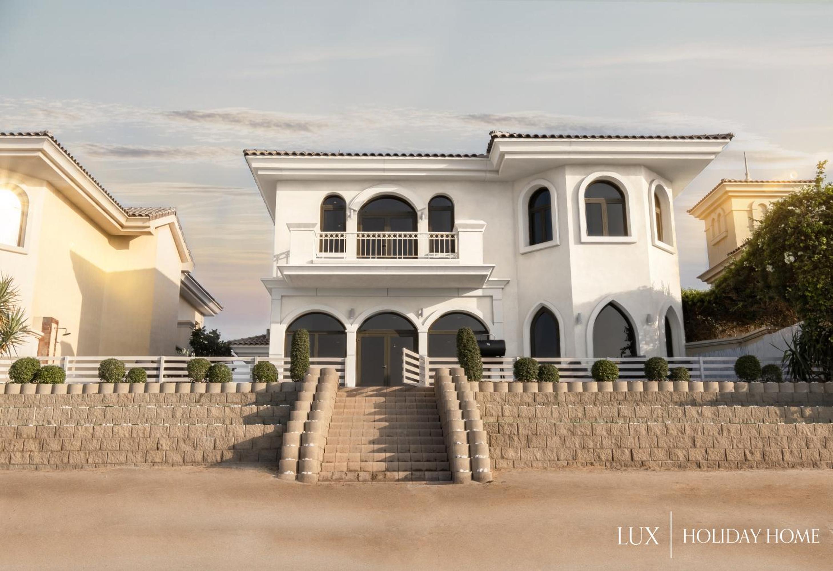 Villa photo 2