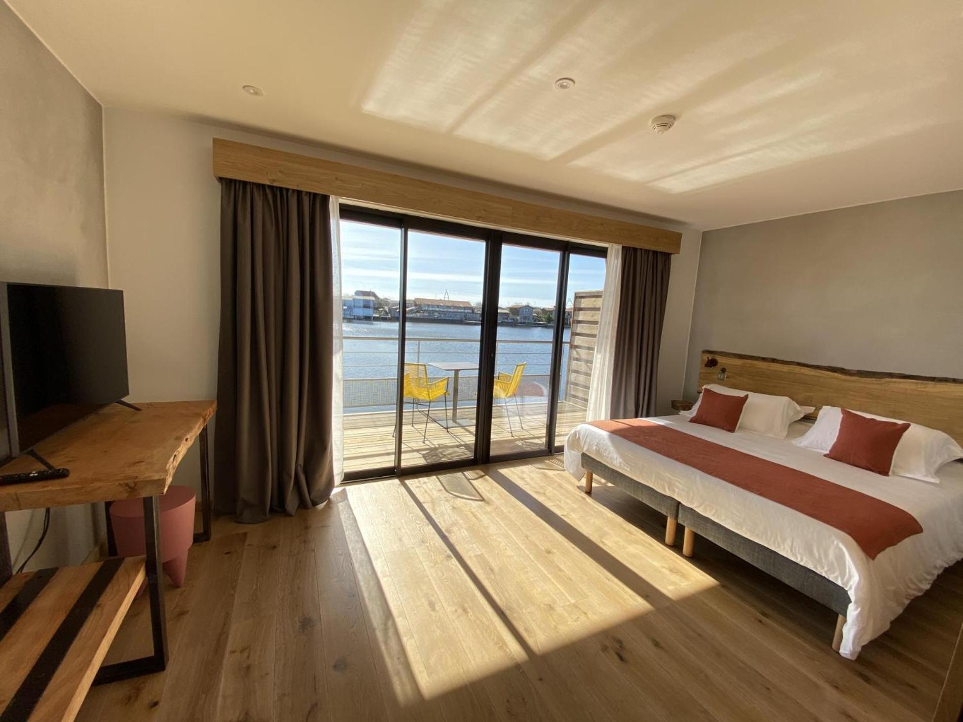 Apartment with Sea View - N°03