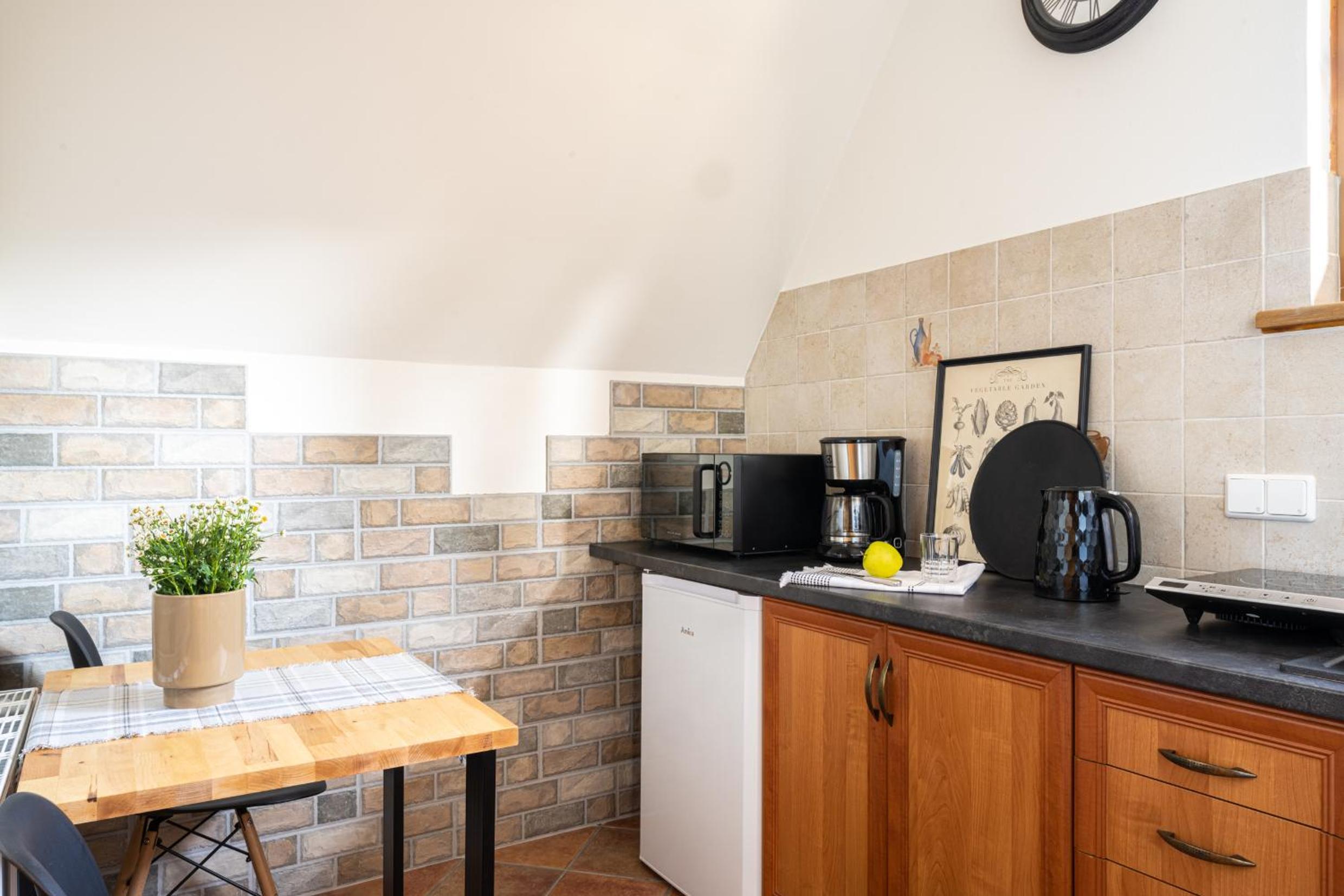 Two-Bedroom Apartment - Photo 3