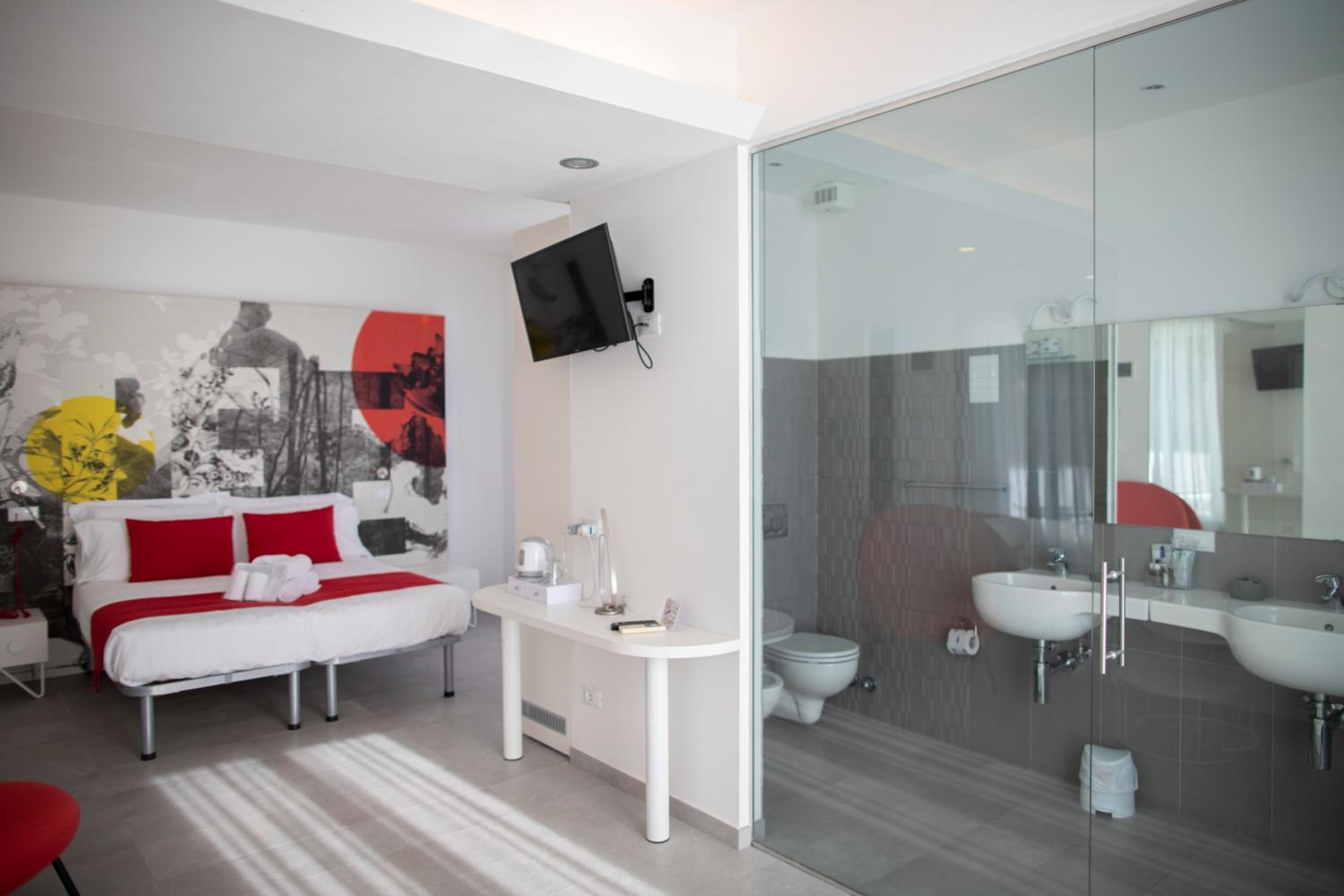 Triple Room with Terrace photo 2